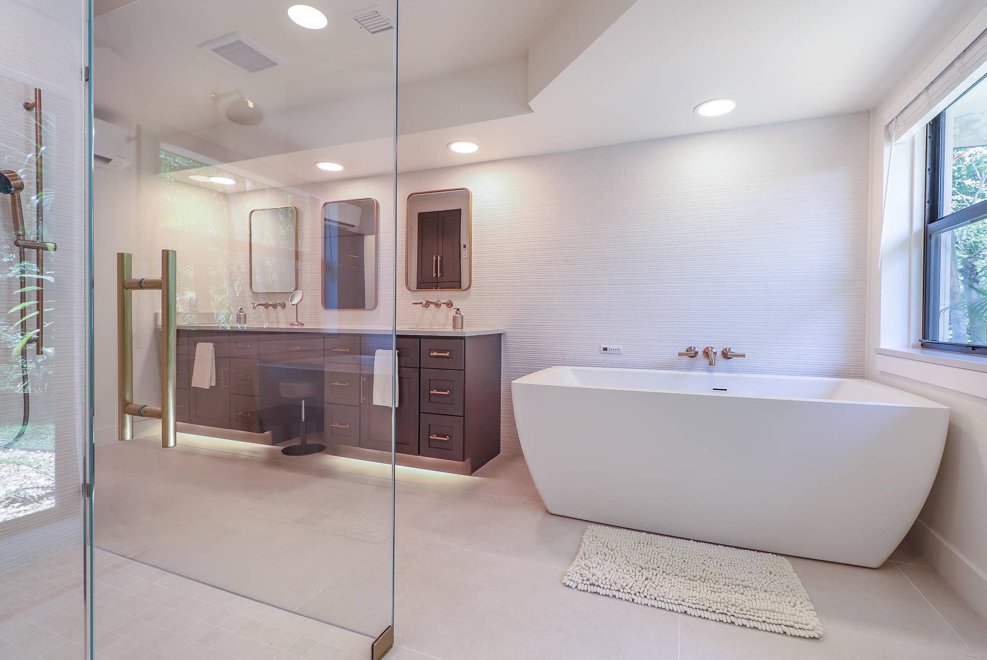 8166 150th Court N, Palm Beach Gardens, FL 33418 22-Master Bathroom
