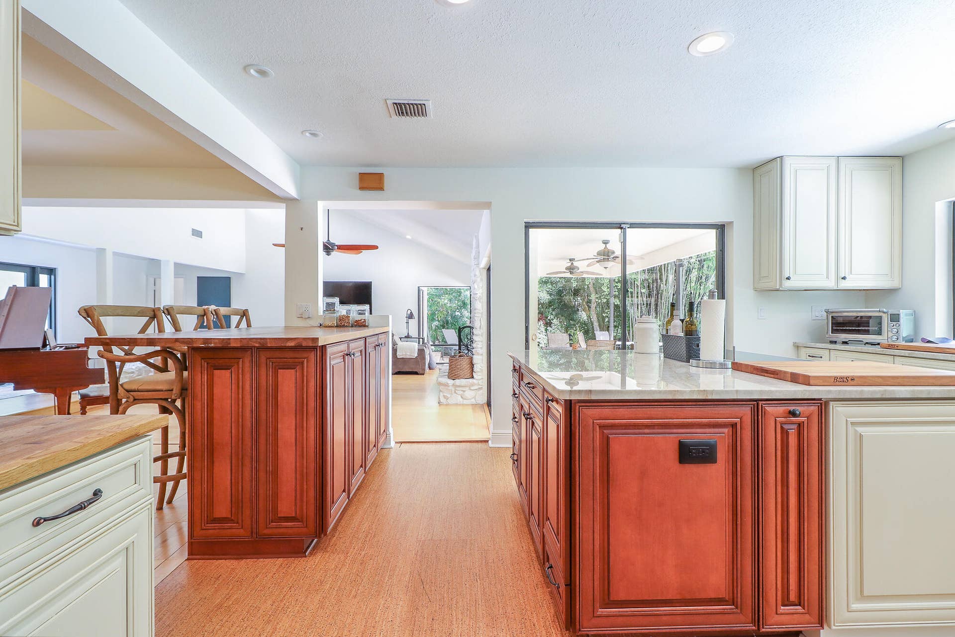 8166 150th Court N, Palm Beach Gardens, FL 33418 11-Kitchen