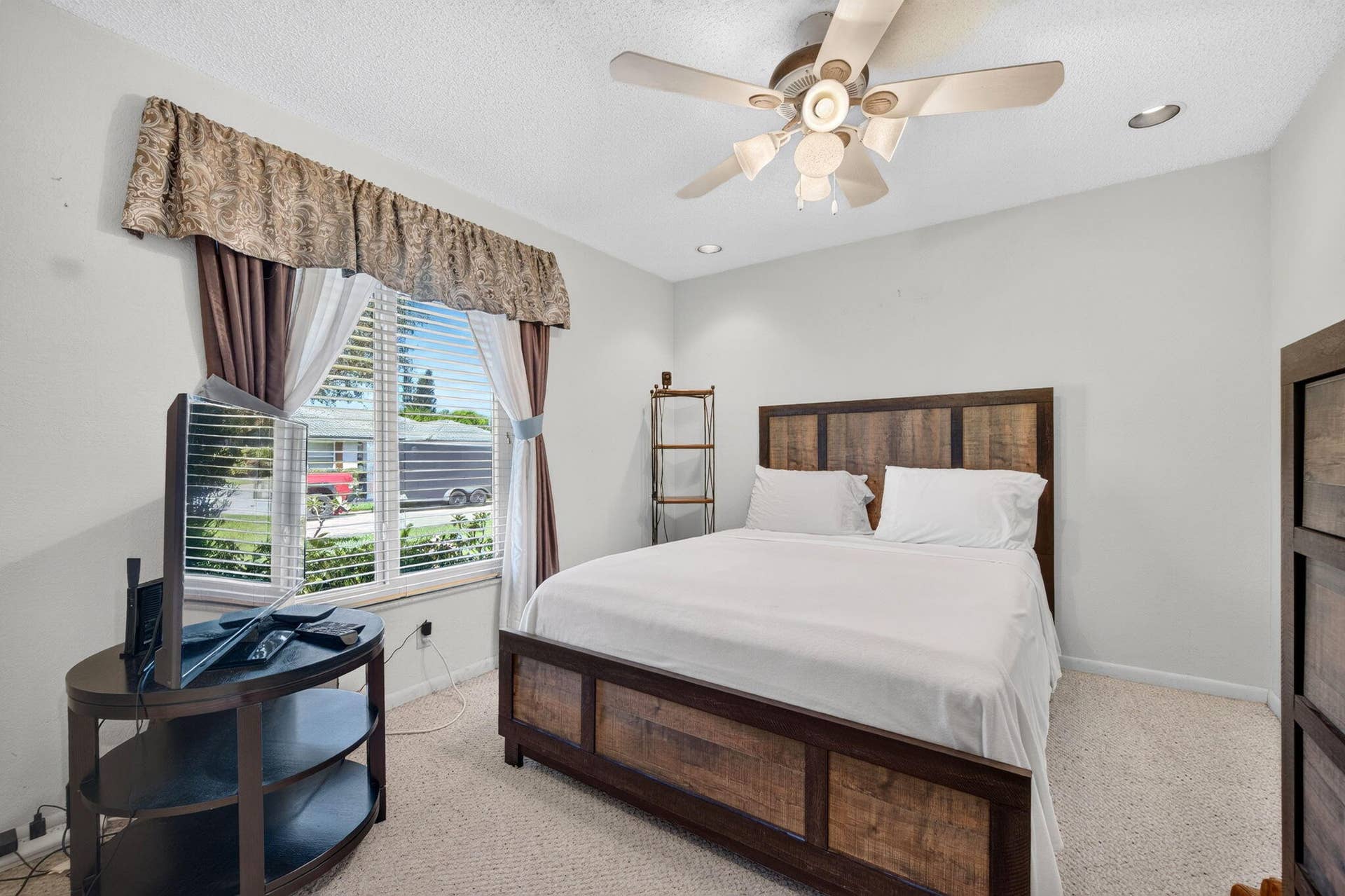 5417 NW 83rd Way, Coral Springs, FL 33067 31-web-or-mls-DSC_6107