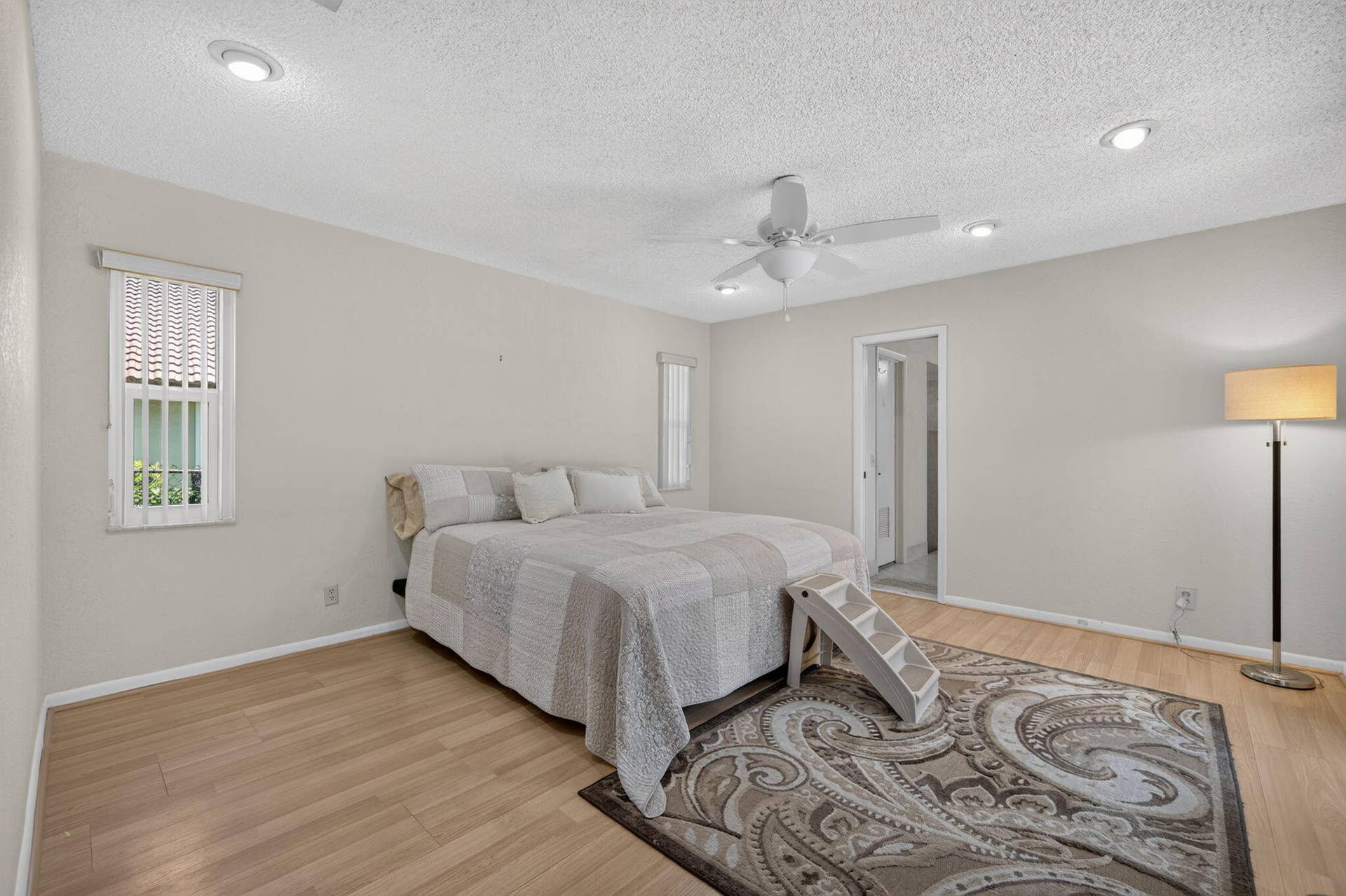 5417 NW 83rd Way, Coral Springs, FL 33067 23-web-or-mls-DSC_6165