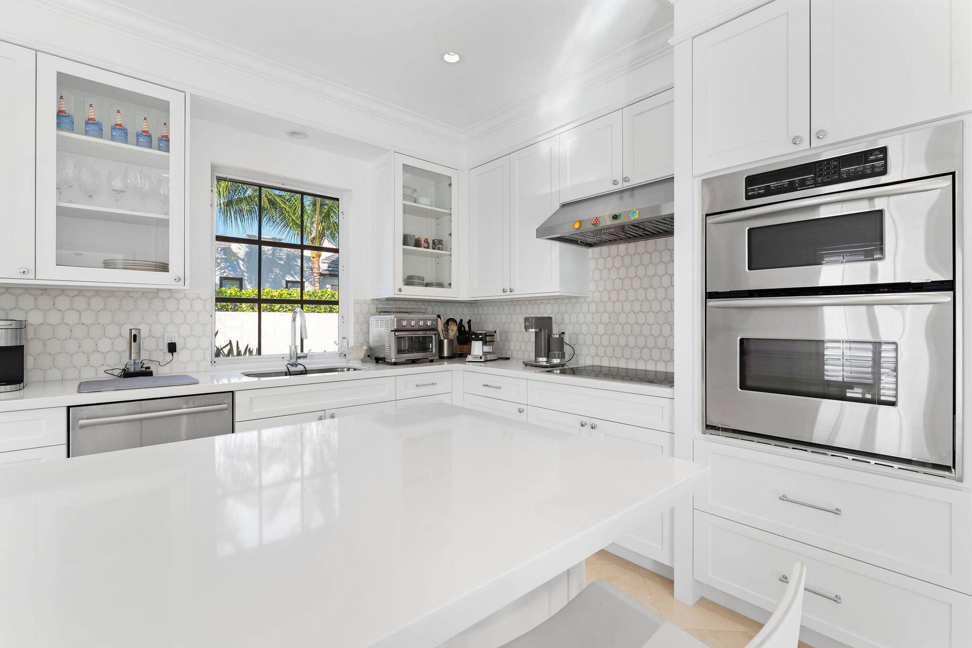 971 LAKE HOUSE Drive, North Palm Beach, FL 33408 losttree-23