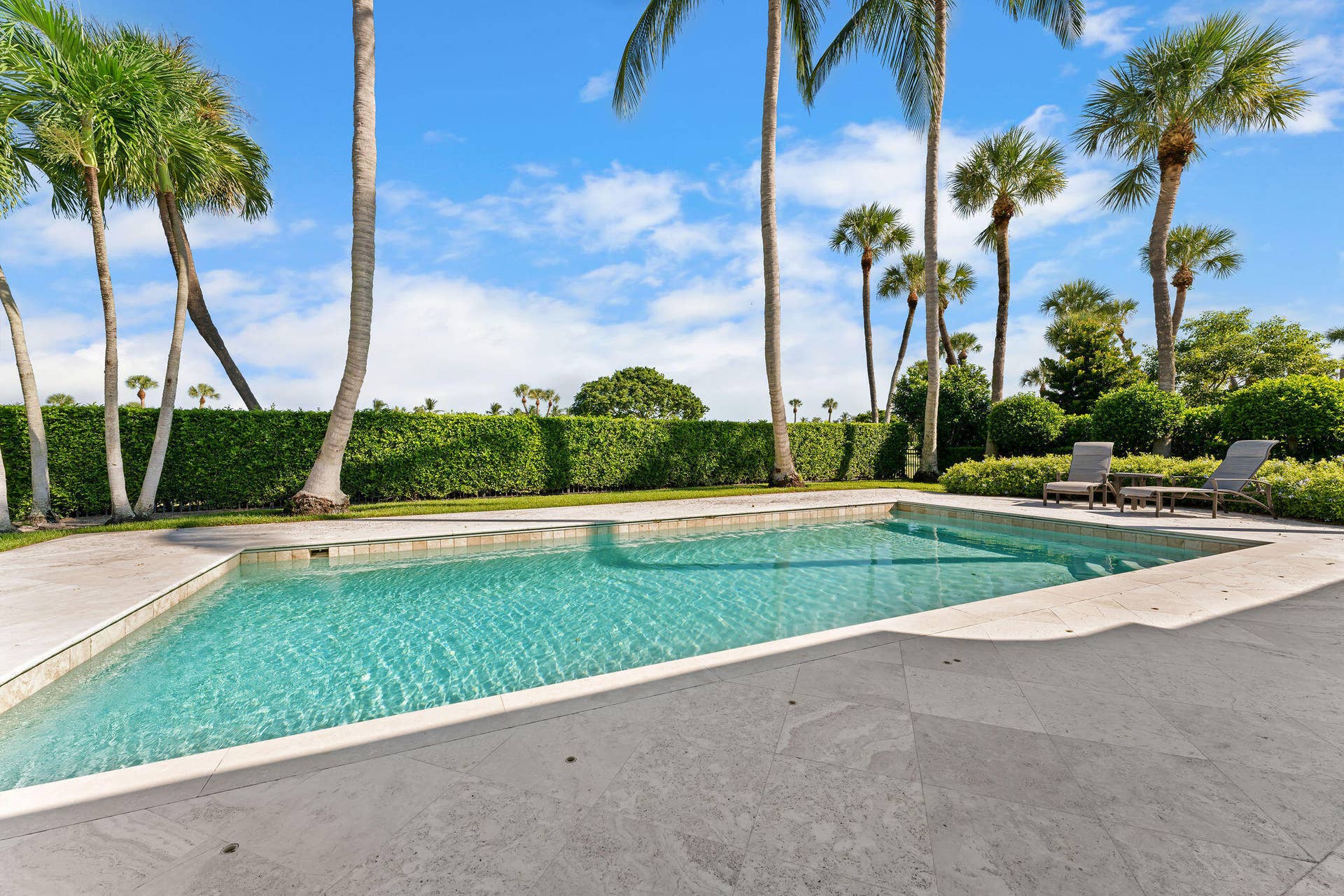 971 LAKE HOUSE Drive, North Palm Beach, FL 33408 losttree-33