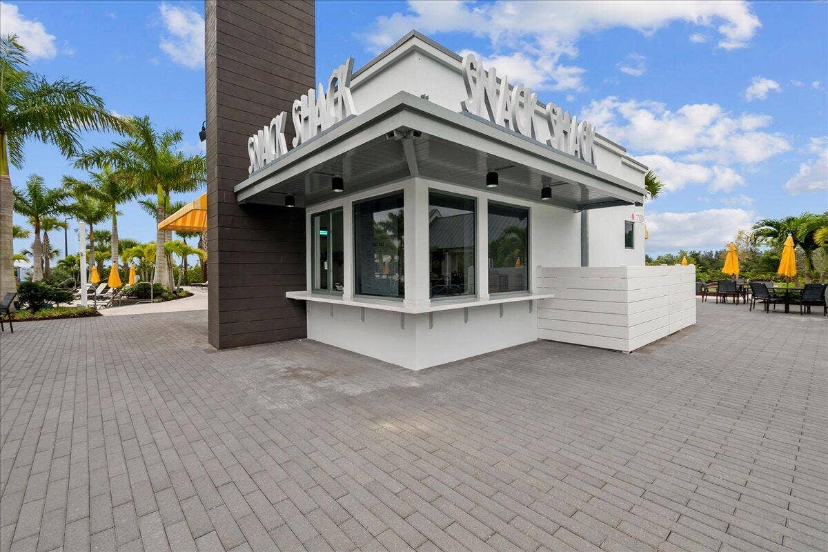 16493 Helix Court, Westlake, FL 33470 32-LUX3888