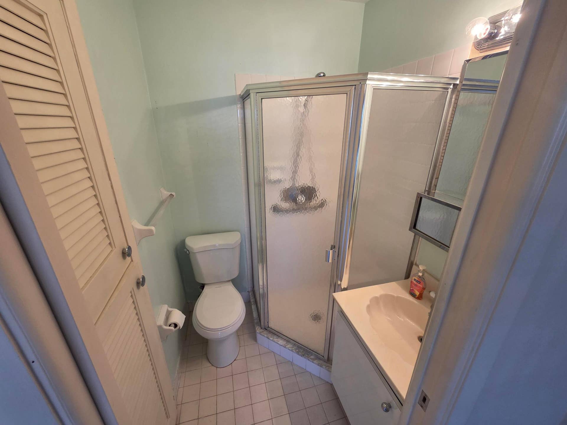8590 CHEVY CHASE Drive, #130, Boca Raton, FL 33433 253206