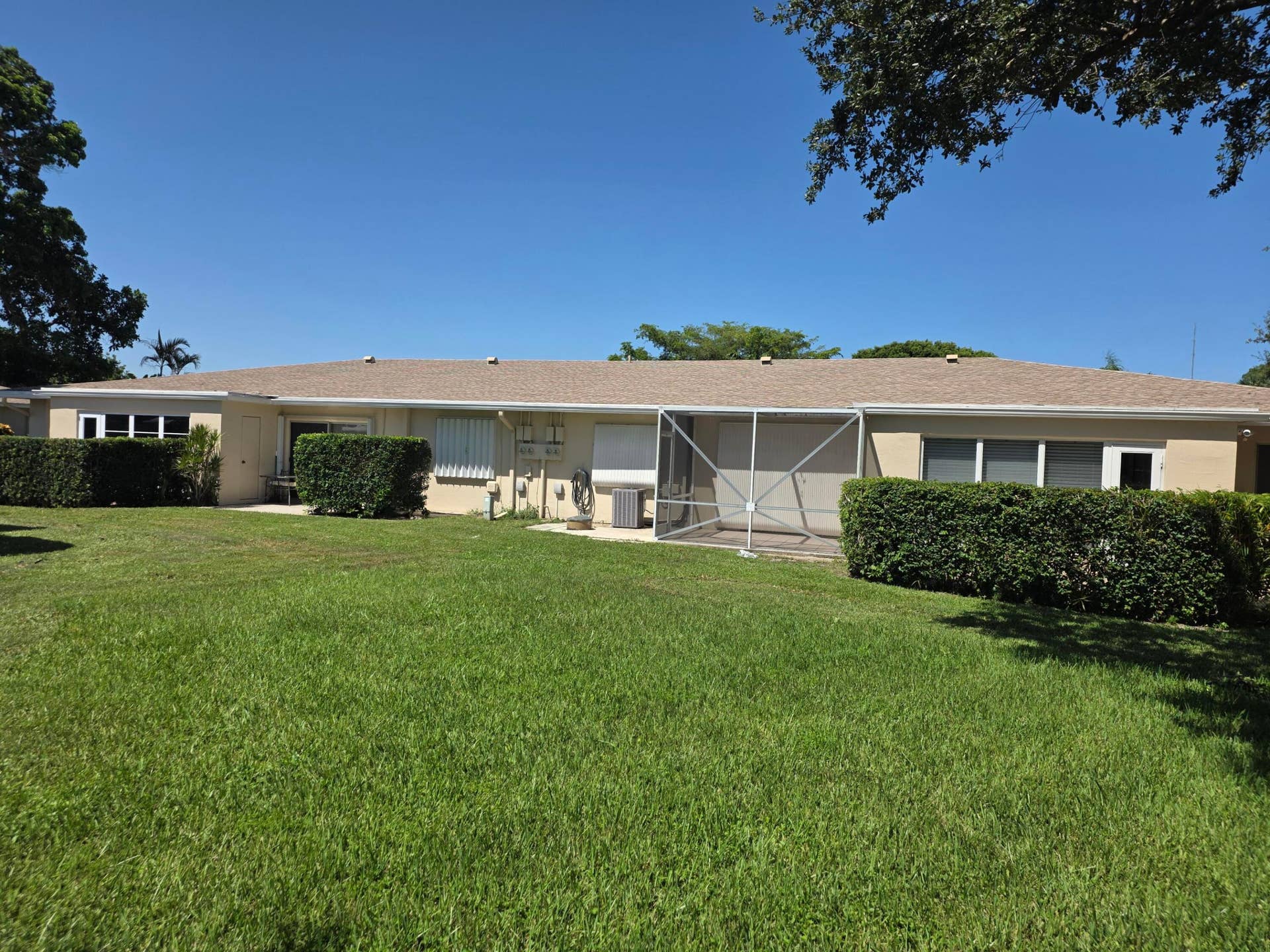 8590 CHEVY CHASE Drive, #130, Boca Raton, FL 33433 253177