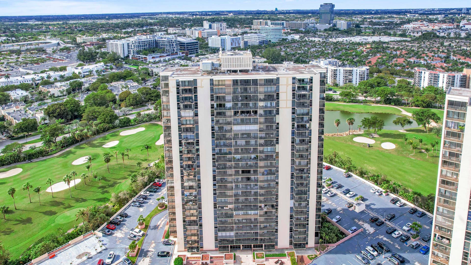 20335 W Country Club Drive, #2107, Aventura, FL 33180 20335 W Country Club Drive 2107 - 3