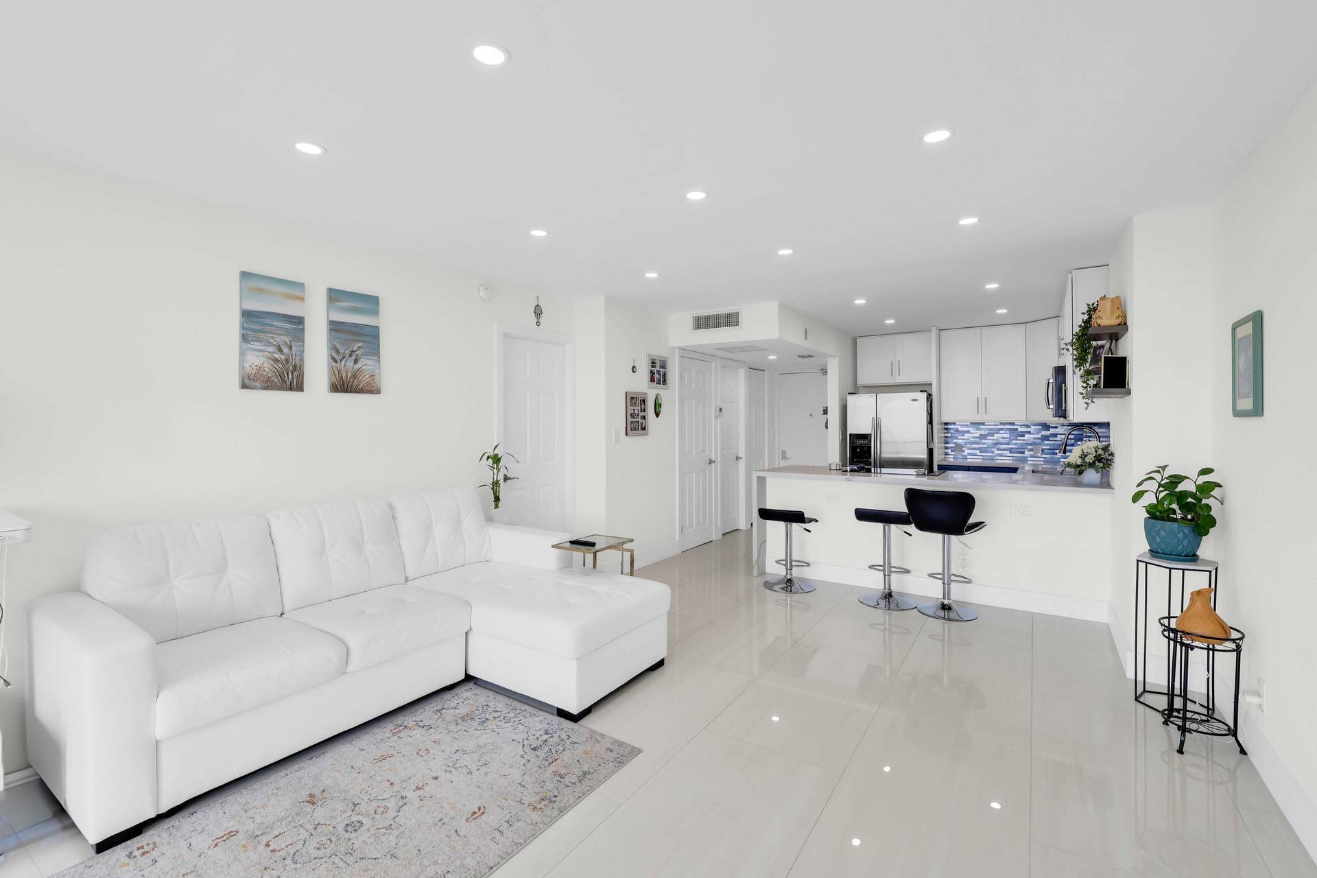 20335 W Country Club Drive, #2107, Aventura, FL 33180 20335 W Country Club Drive 2107 - 20