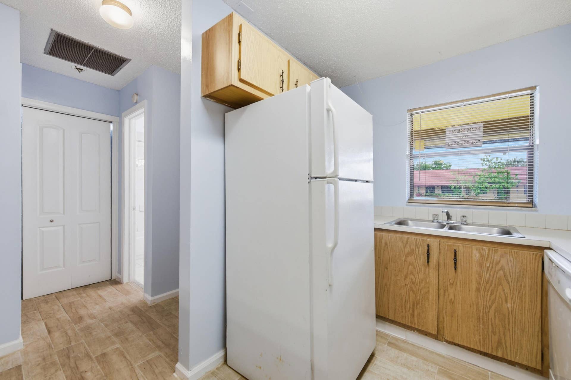 506 GLENWOOD Drive, West Palm Beach, West Palm Beach, FL 33415 kitchen view 3