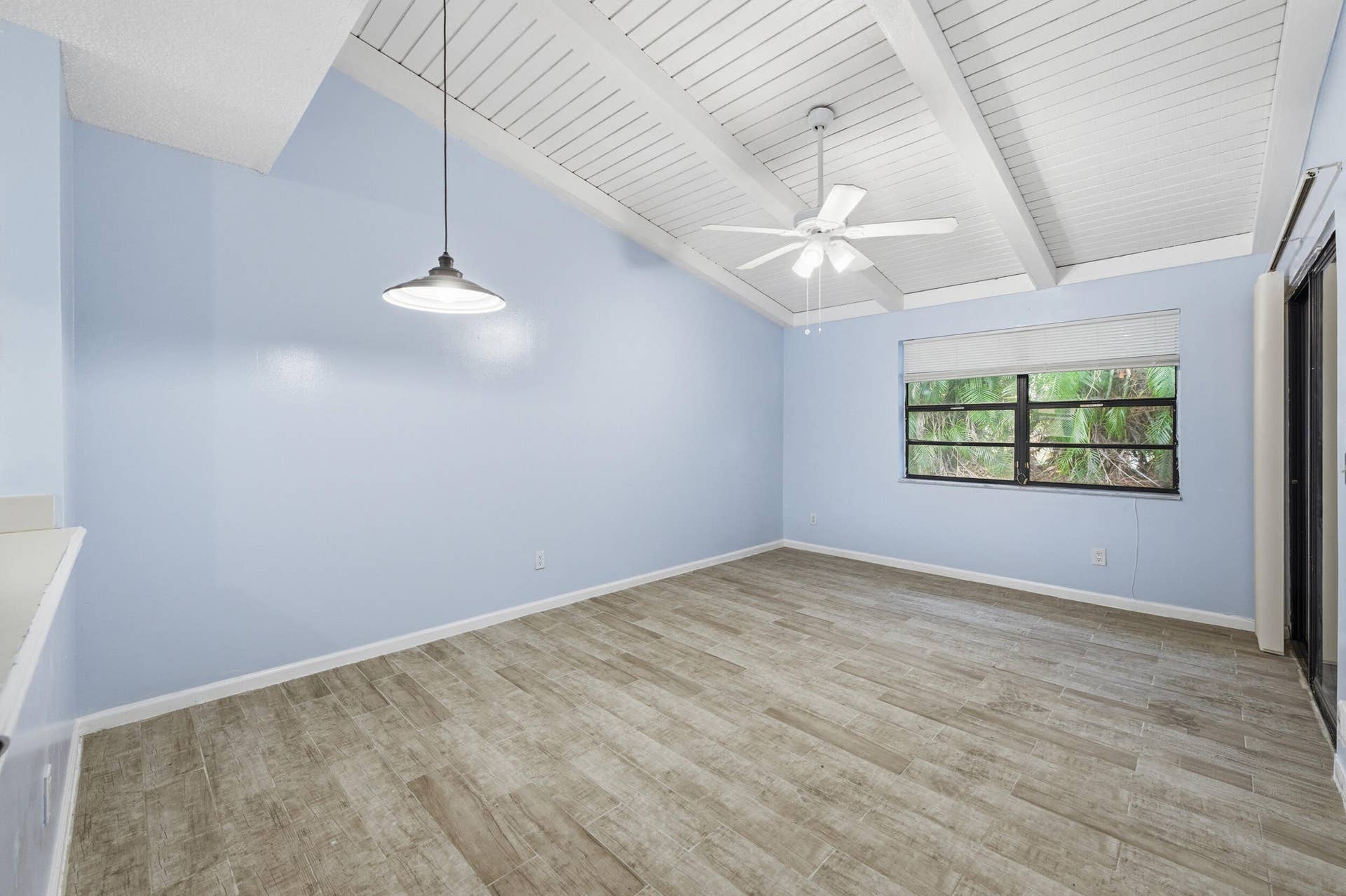 506 GLENWOOD Drive, West Palm Beach, West Palm Beach, FL 33415 Living/Dining