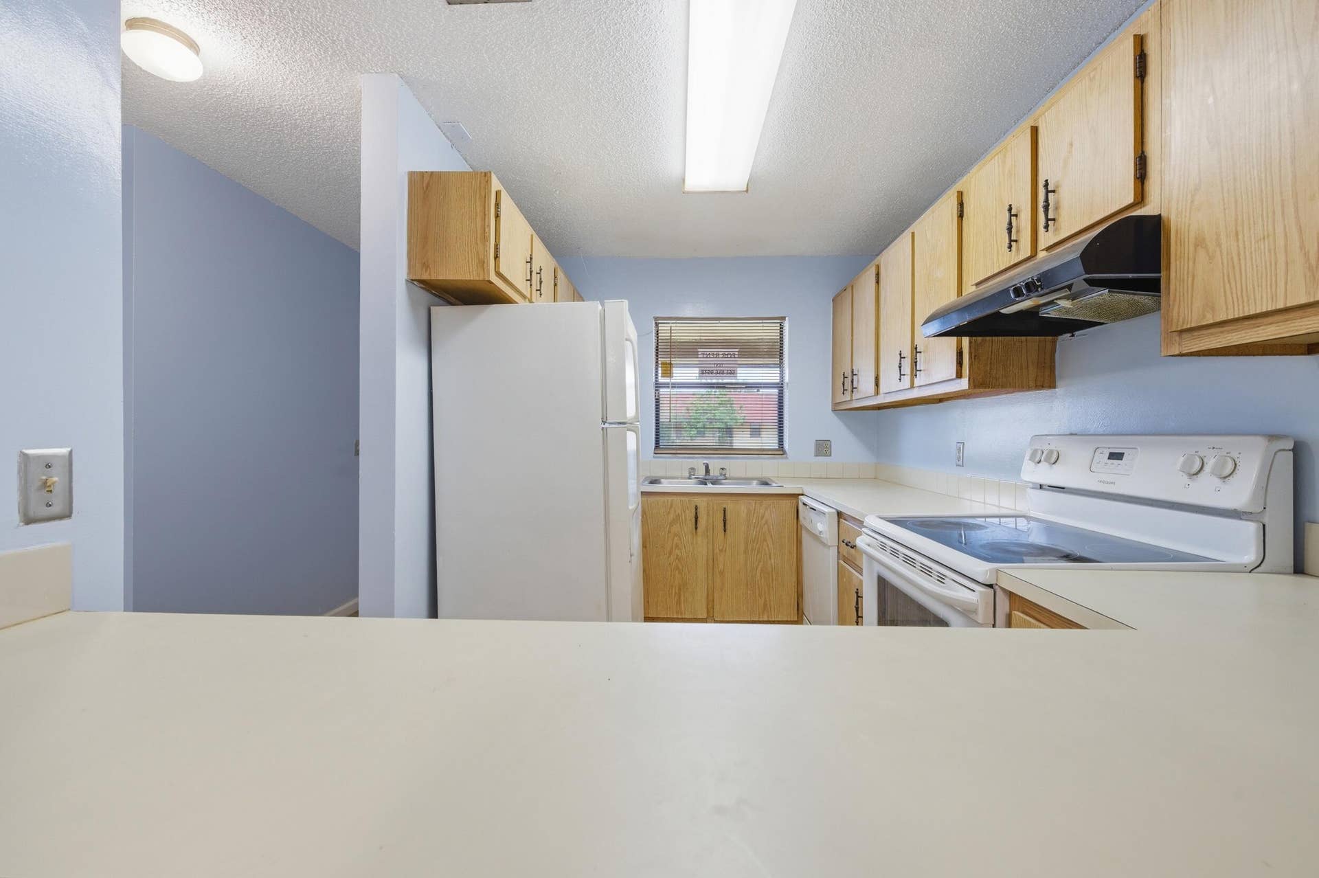 506 GLENWOOD Drive, West Palm Beach, West Palm Beach, FL 33415 kitchen view 4