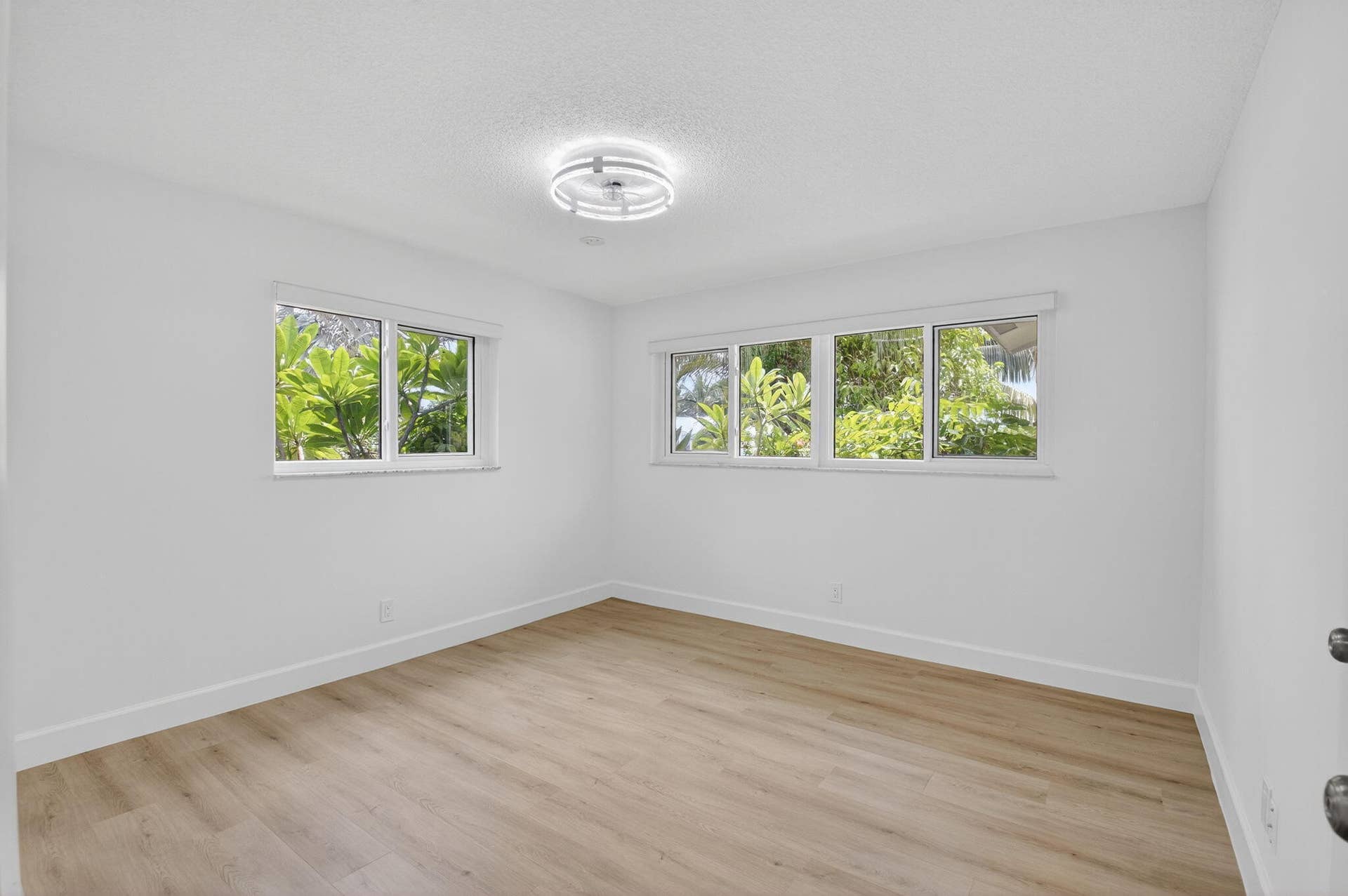 4599 Brady Boulevard, Delray Beach, FL 33445 20250930171149106471000000-o