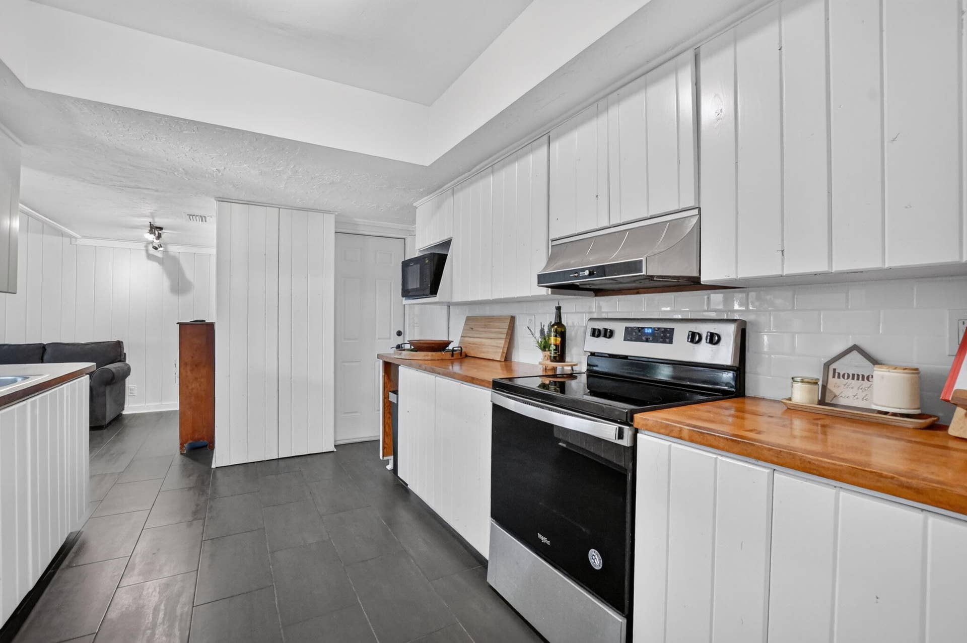 308 SE 2nd Street, Deerfield Beach, FL 33441 Kitchen #3