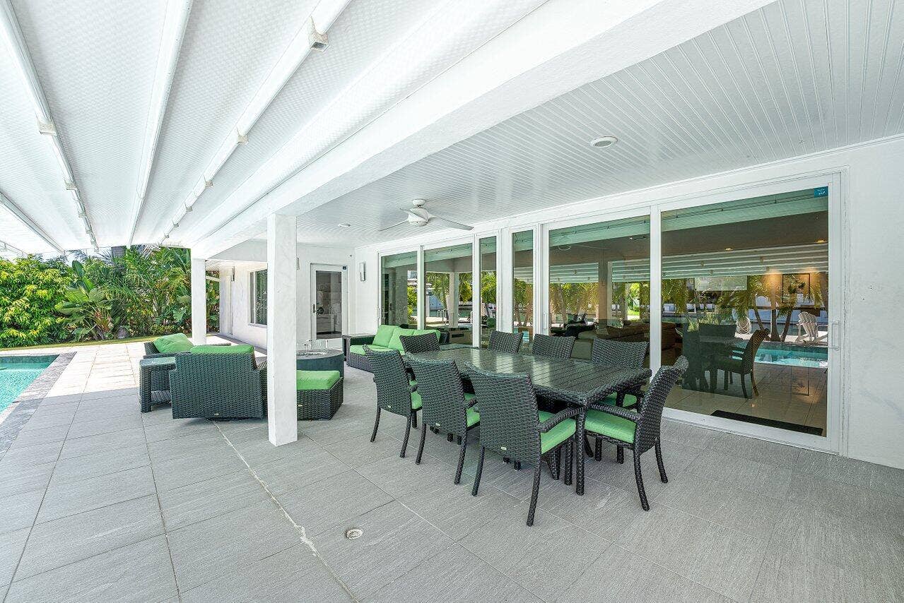 2540 MERCEDES Drive, Fort Lauderdale, Fort Lauderdale, FL 33316 m37