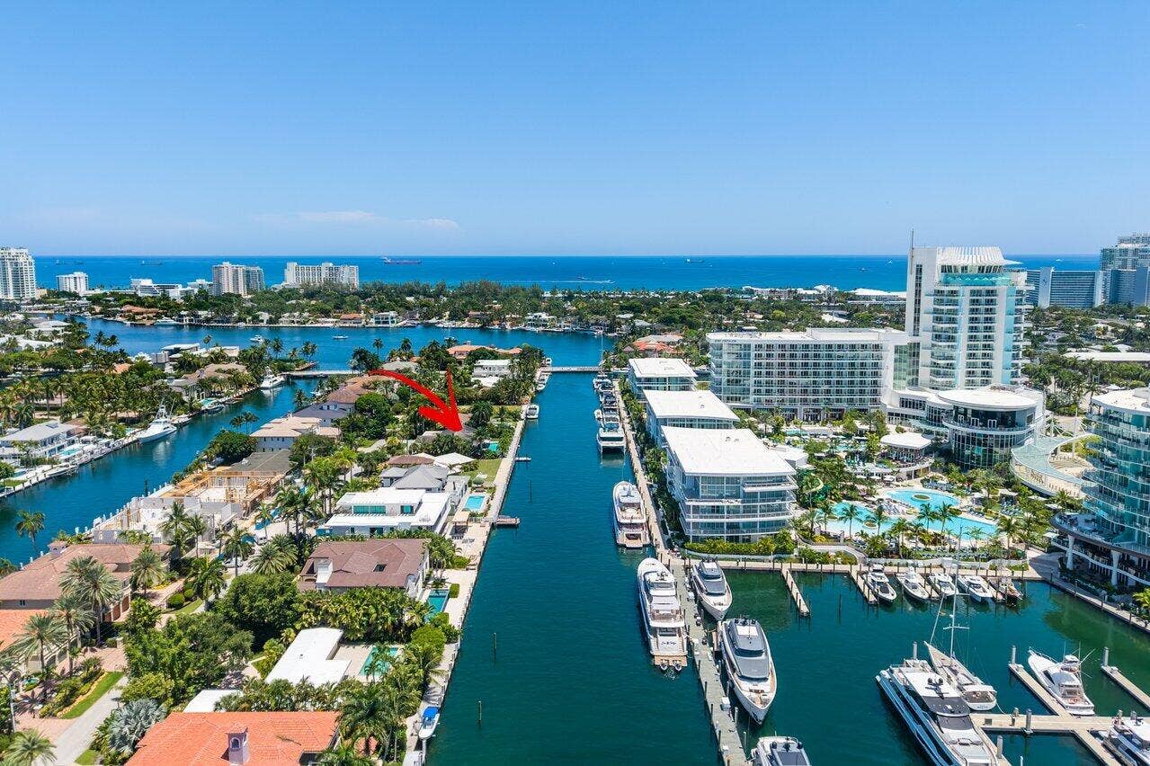 2540 MERCEDES Drive, Fort Lauderdale, Fort Lauderdale, FL 33316 m51