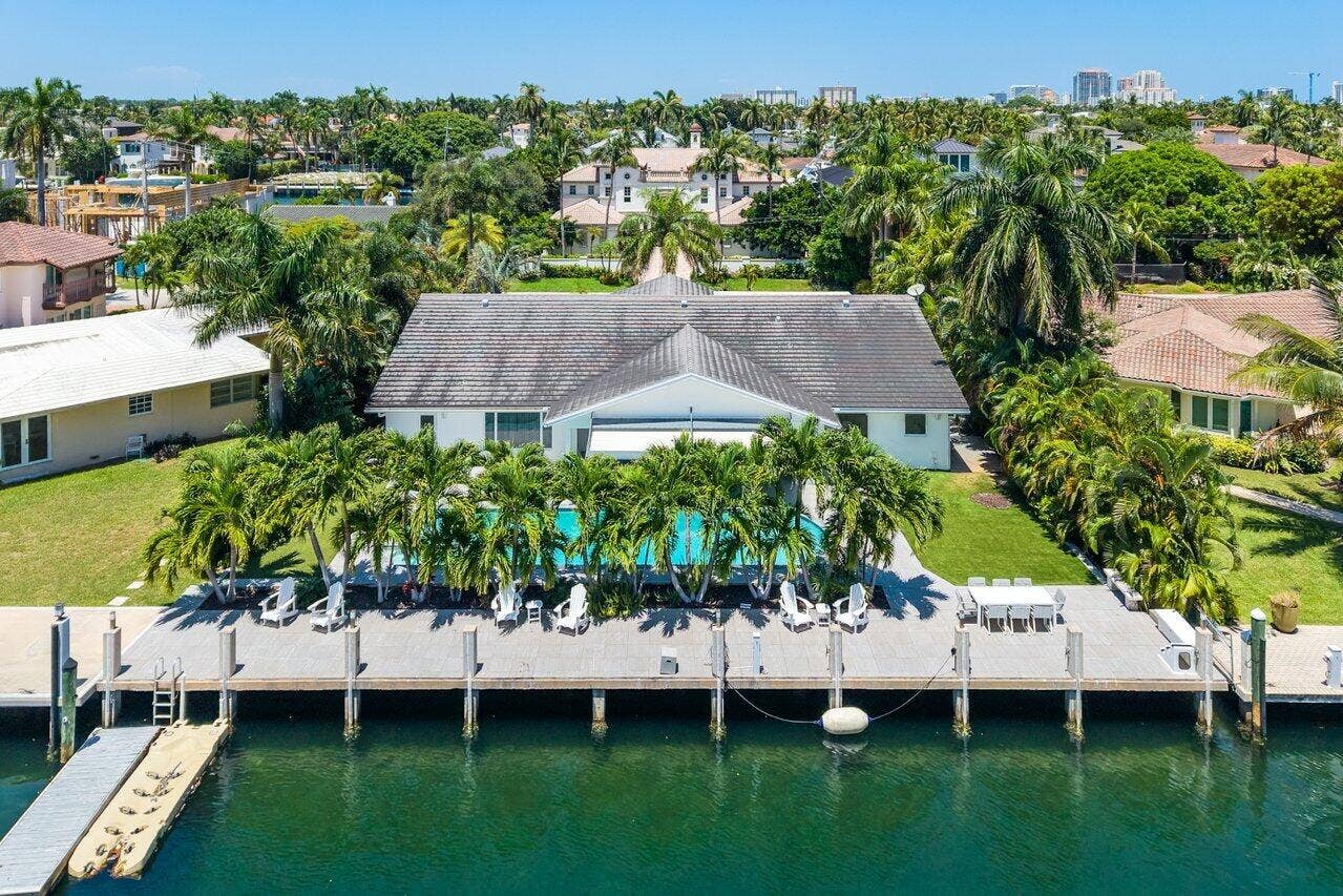2540 MERCEDES Drive, Fort Lauderdale, Fort Lauderdale, FL 33316 m57