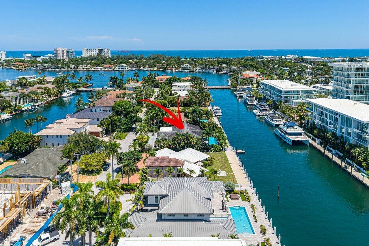 2540 MERCEDES Drive, Fort Lauderdale, Fort Lauderdale, FL 33316 m63