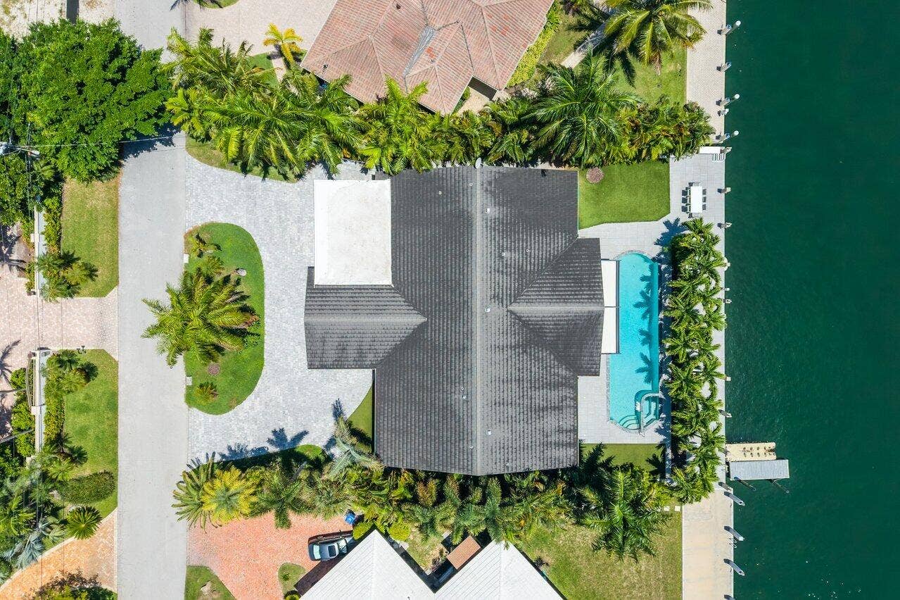 2540 MERCEDES Drive, Fort Lauderdale, Fort Lauderdale, FL 33316 m58