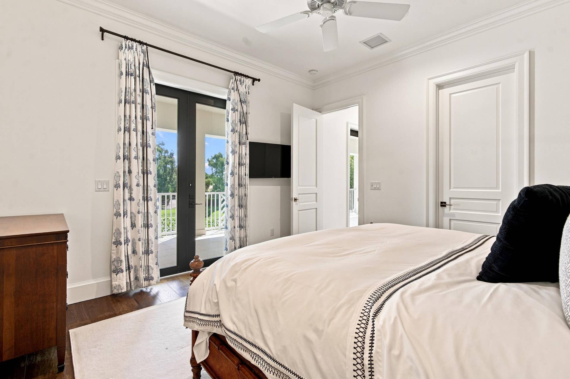 14492 Equestrian Way, Wellington, FL 33414 DSC_05202.jpg-FULL