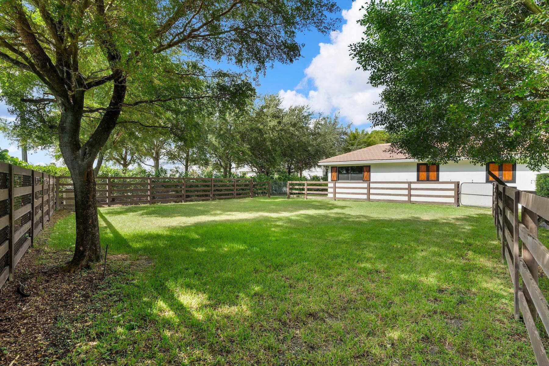 14492 Equestrian Way, Wellington, FL 33414 DSC02021.JPG-FULL