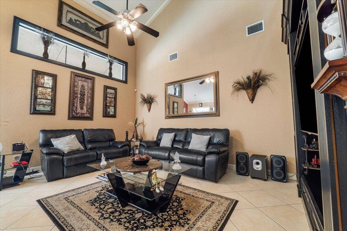 12390 NW 78th Manor, Parkland, FL 33076 Lots of room and high ceilings in the family room