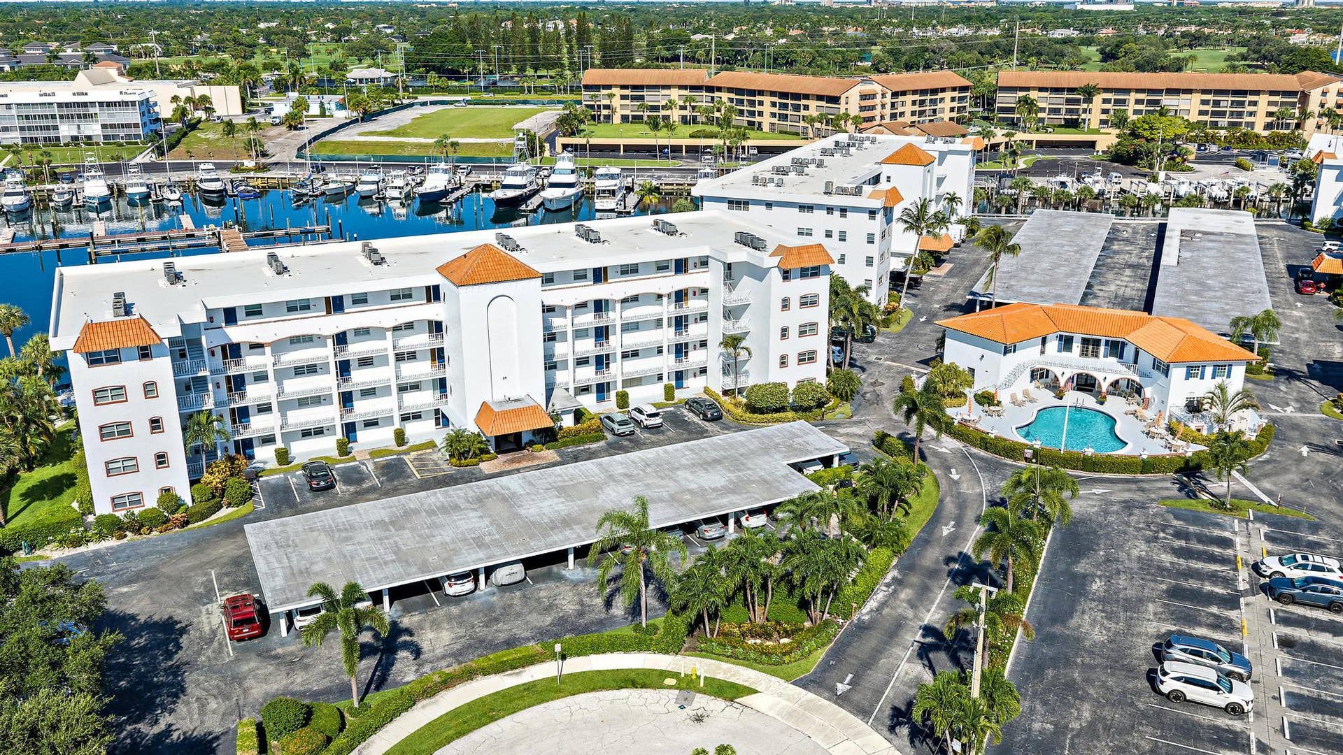 29 Yacht Club Drive, #Unit 405, North Palm Beach, FL 33408 29 Yacht Club Dr 405-17