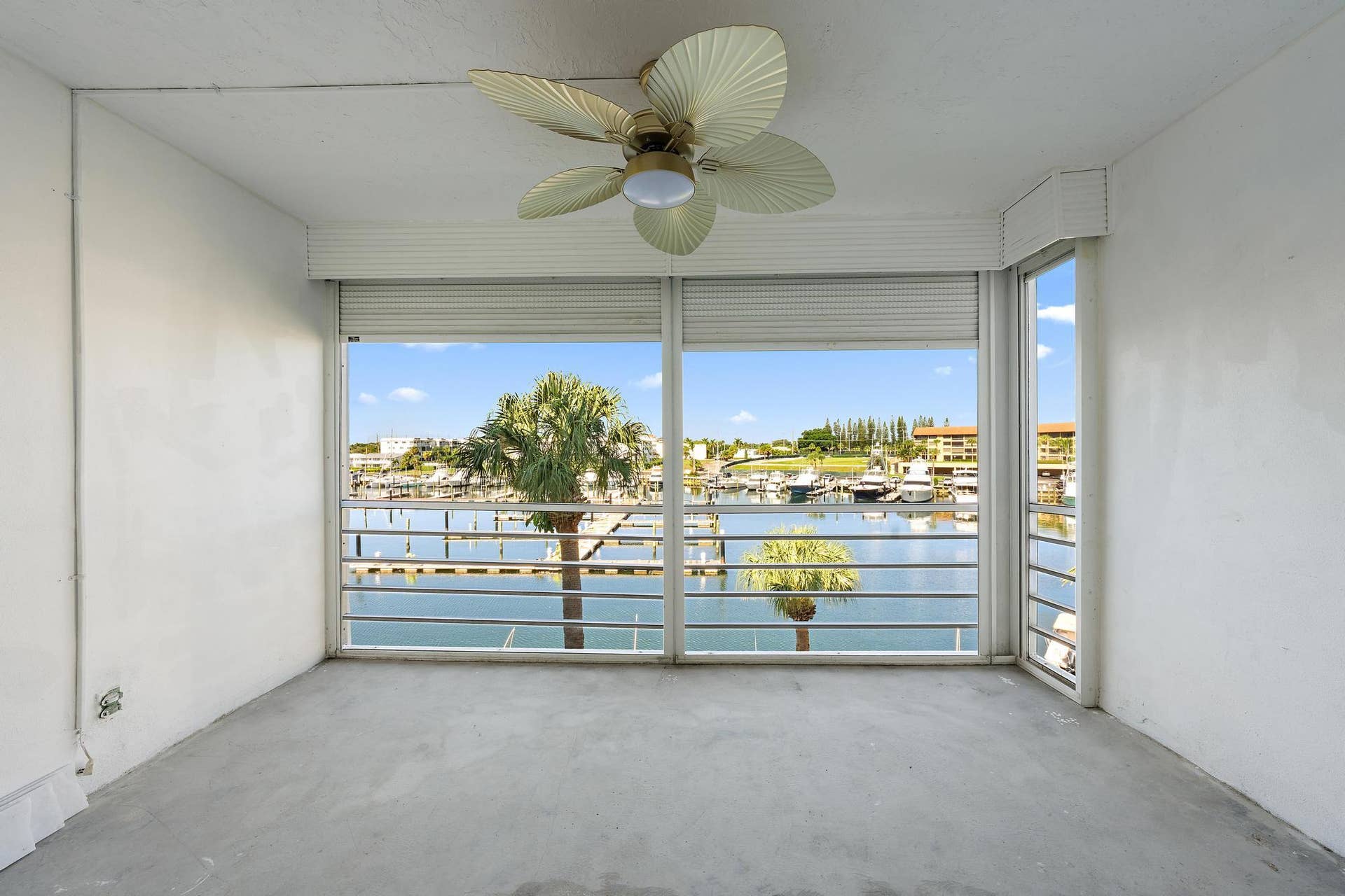 29 Yacht Club Drive, #Unit 405, North Palm Beach, FL 33408 29 Yacht Club Dr 405-10