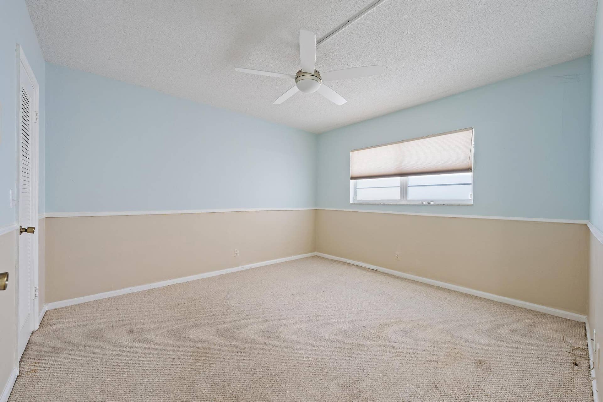 29 Yacht Club Drive, #Unit 405, North Palm Beach, FL 33408 29 Yacht Club Dr 405-12