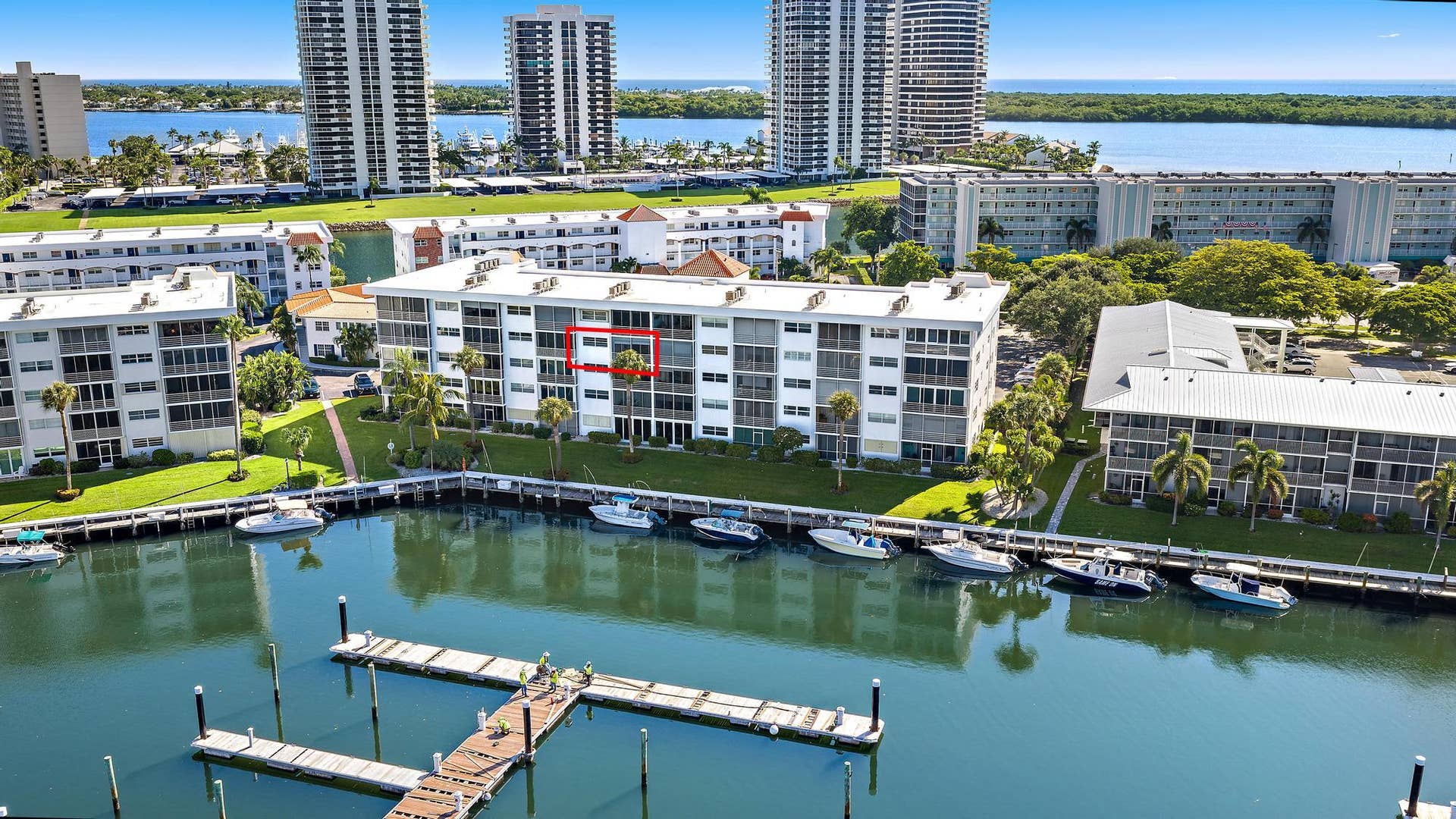29 Yacht Club Drive, #Unit 405, North Palm Beach, FL 33408 29 Yacht Club Dr 405-21