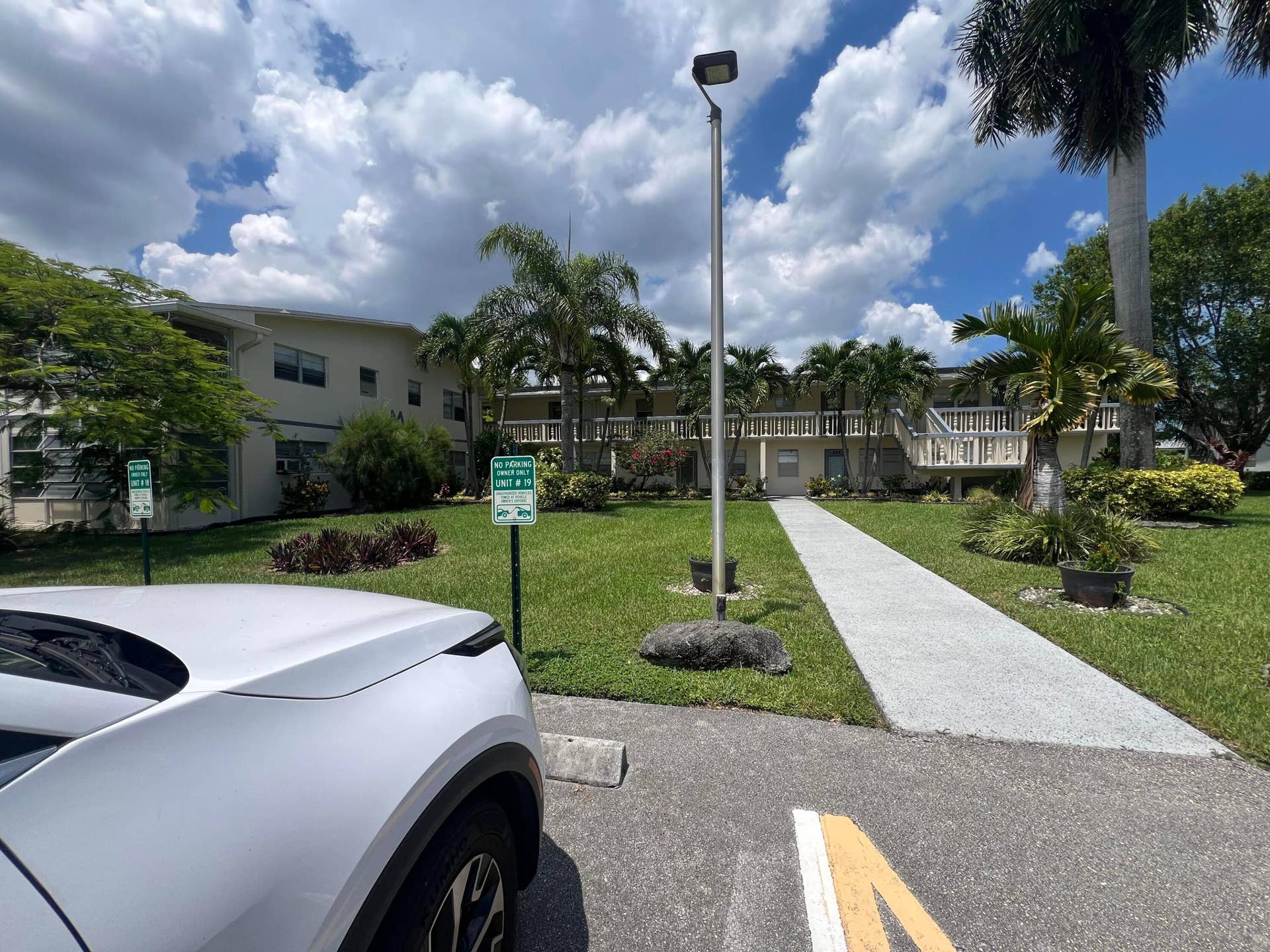 Prescott M - Parking spot