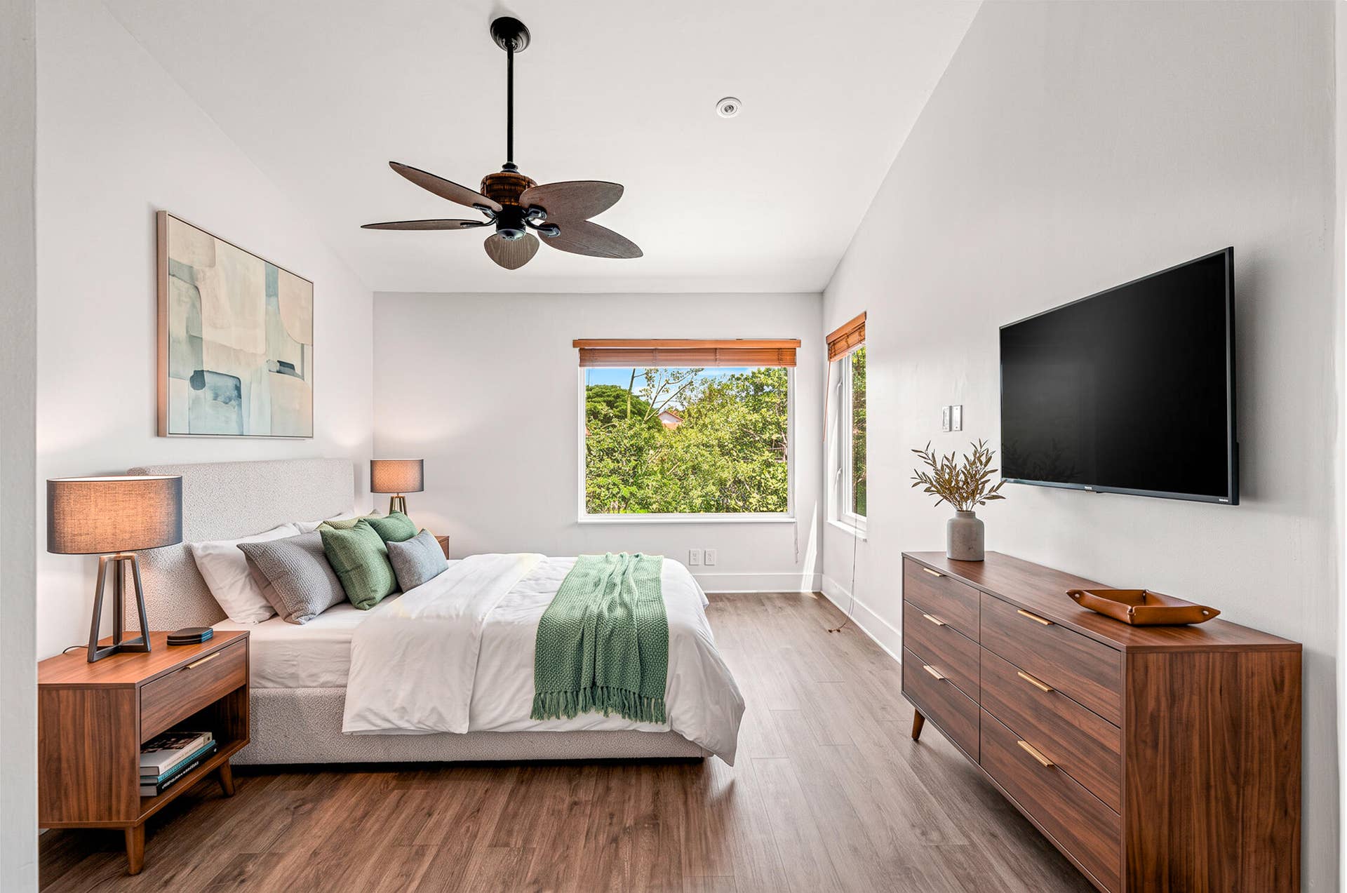 The master bedroom is nice an spacious