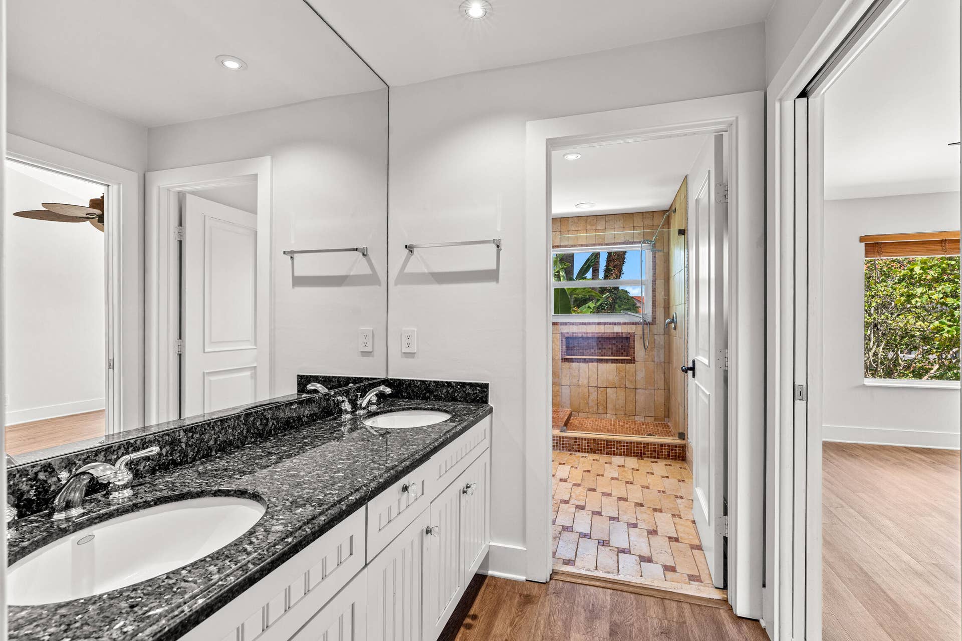 The ensuite master bathroom