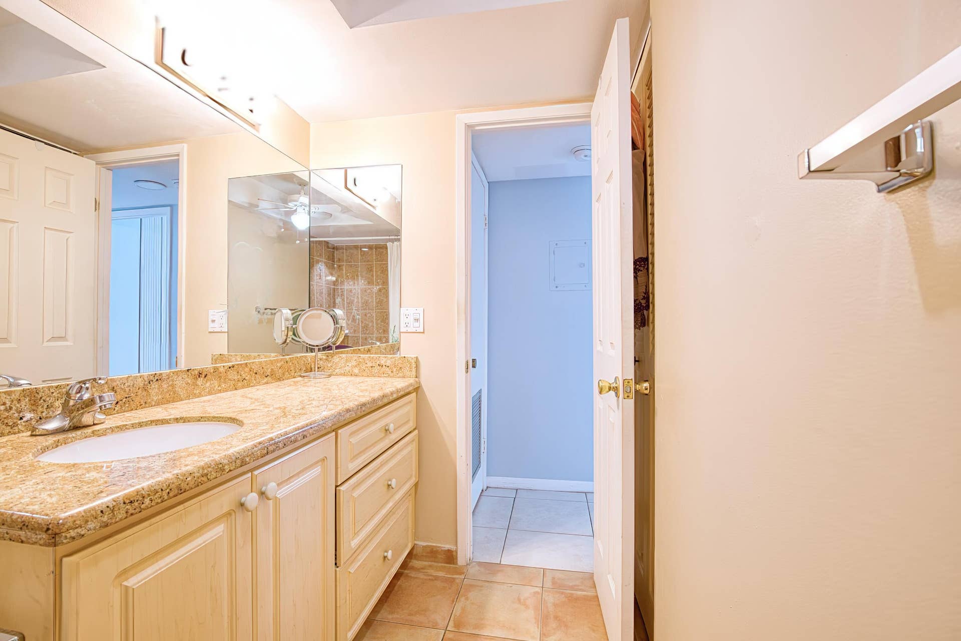 111 Briny Avenue, #27-12, Pompano Beach, FL 33062 I26A0720_hdr