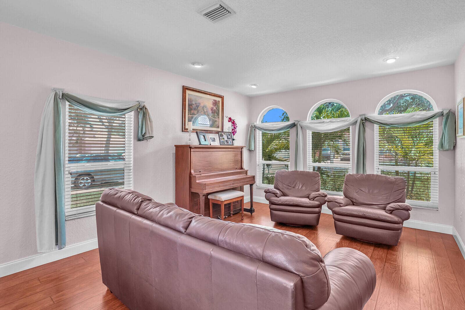 317 E Garden Cove Circle, Davie, FL 33325 317 E Garden Cove Circle,