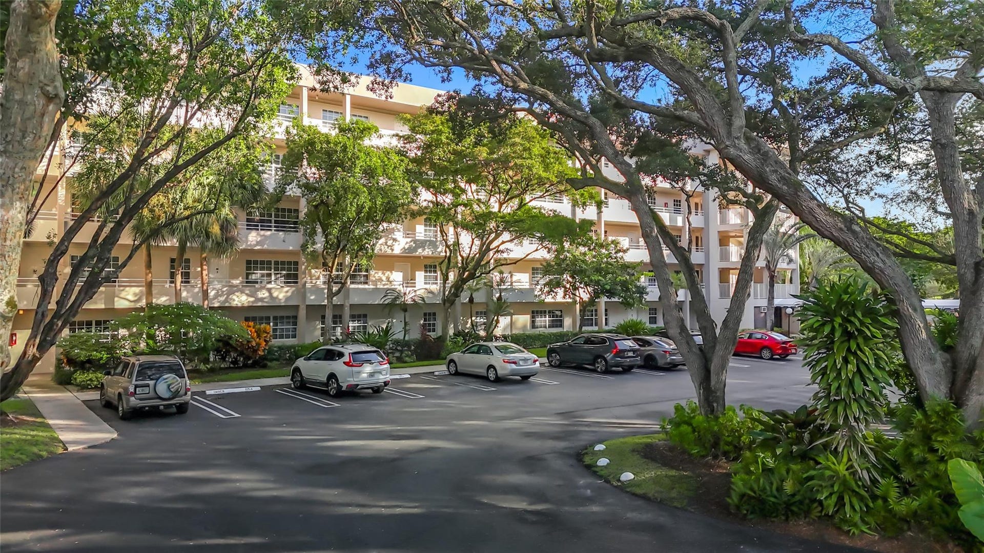 545 Oaks Lane, #410, Pompano Beach, FL 33069 Photo 82