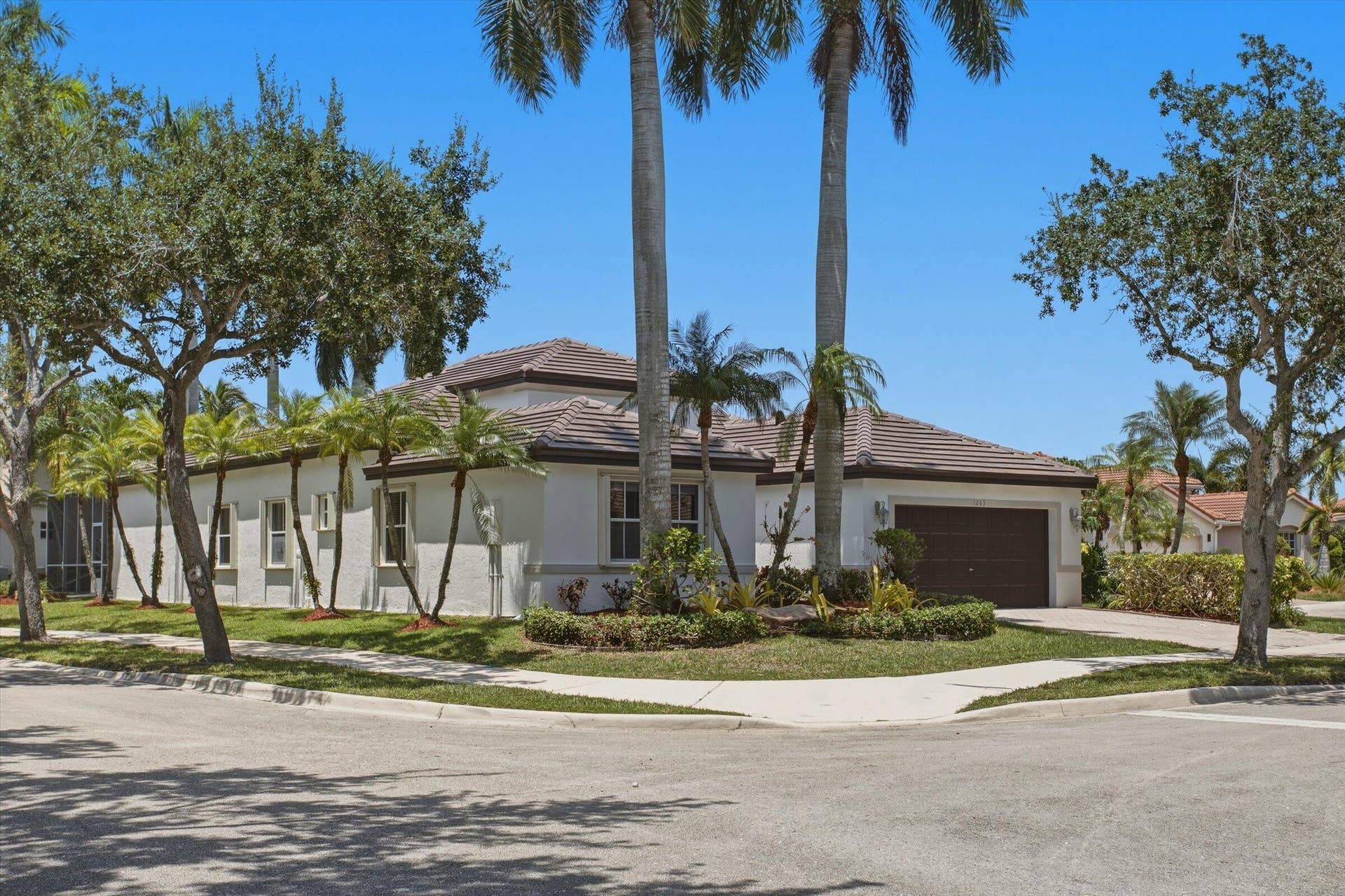1285 WINDSOR Lane, Weston, FL 33327 02-photo-d-3