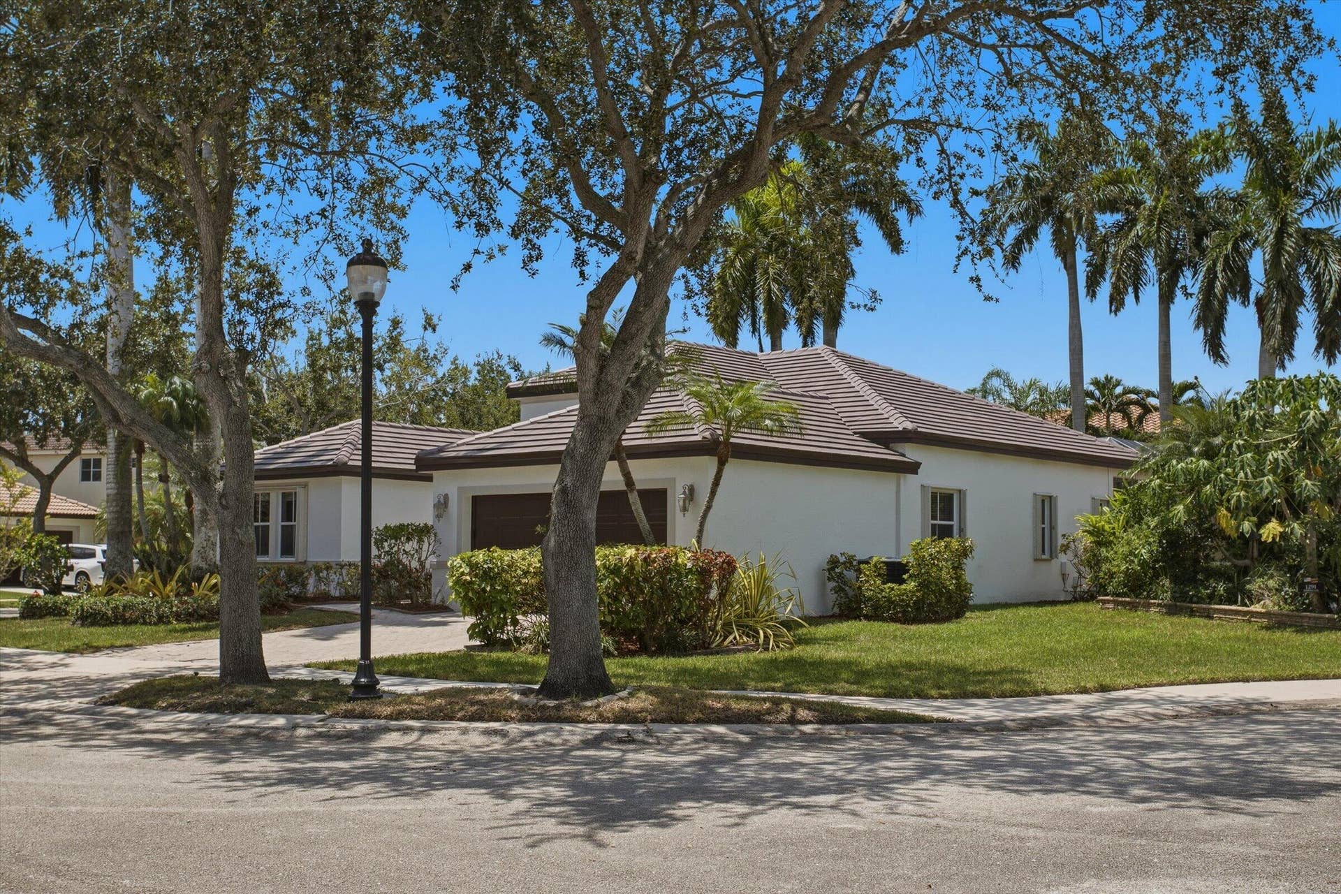 1285 WINDSOR Lane, Weston, FL 33327 03-photo-d-4