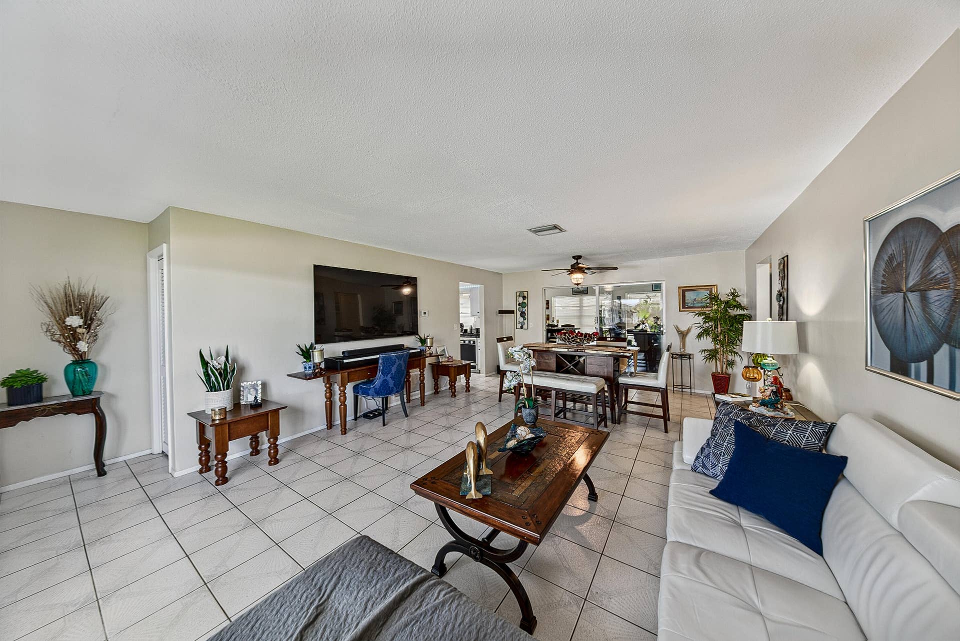 2930 NW 1st Drive, Pompano Beach, FL 33064 cowen-17