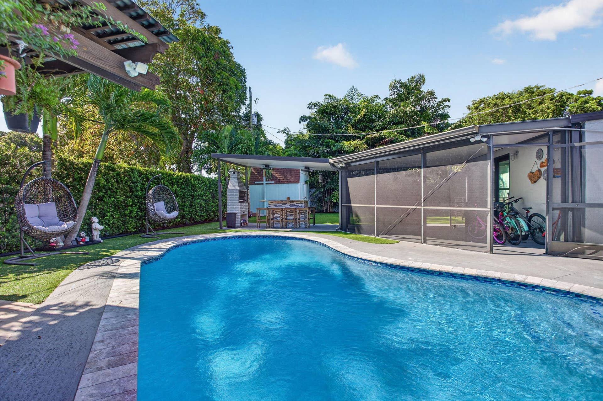 8-web-or-mls-4520-2126