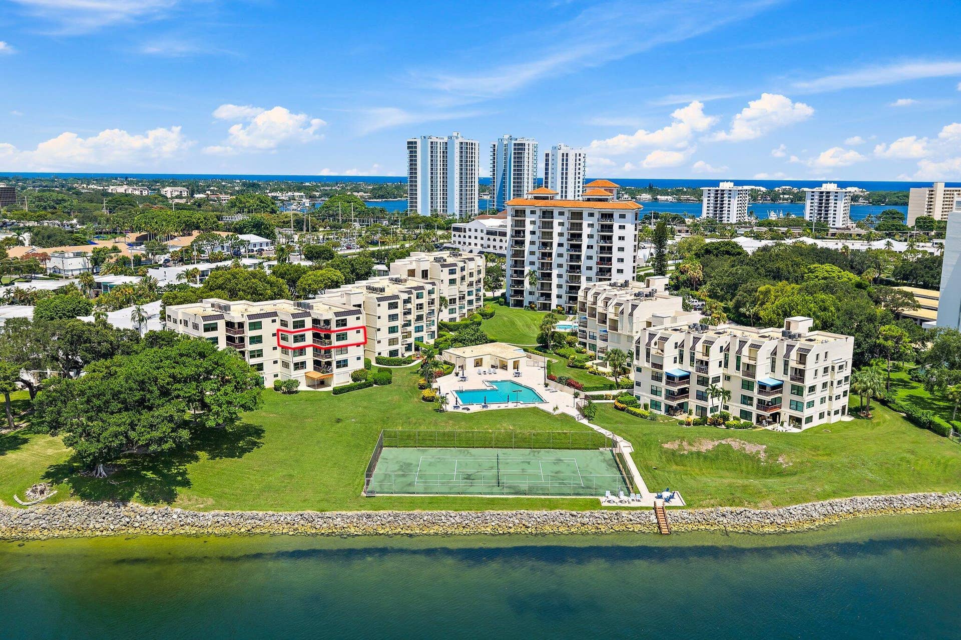 374 Golfview Road, #405, North Palm Beach, FL 33408 Aerial