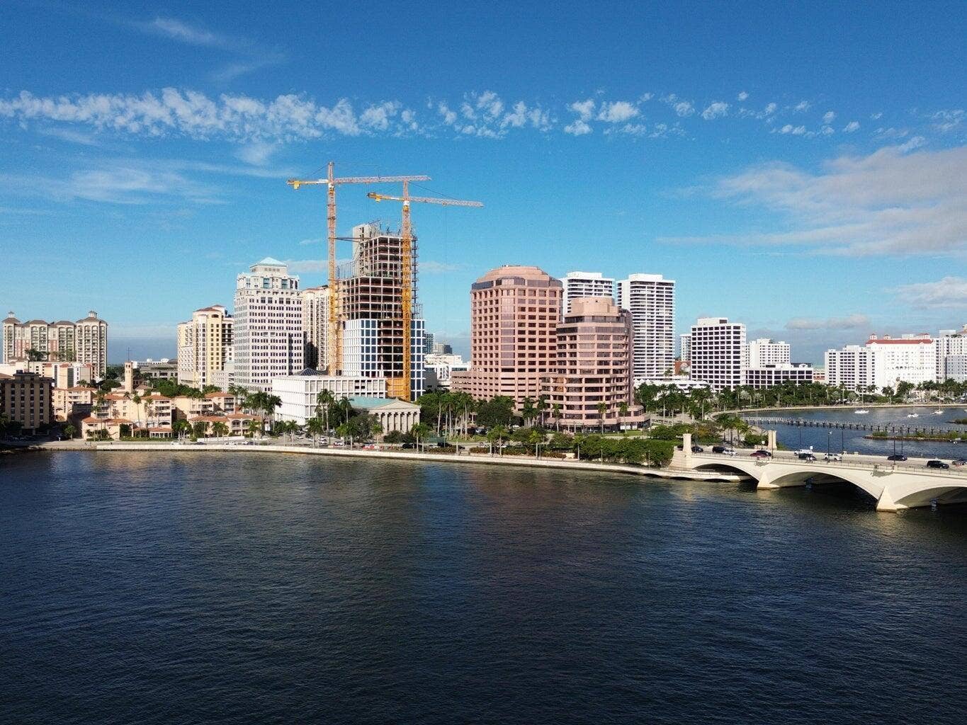 2550 PRESIDENTIAL Way, #106, West Palm Beach, FL 33401 west Palm Beach