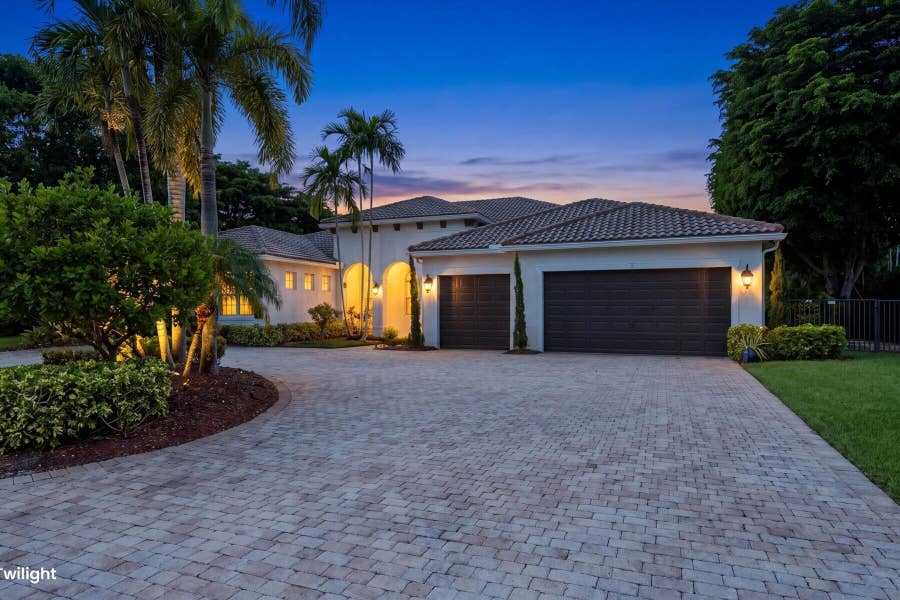 Property photo for 11693 S Breeze Place, Wellington, FL
