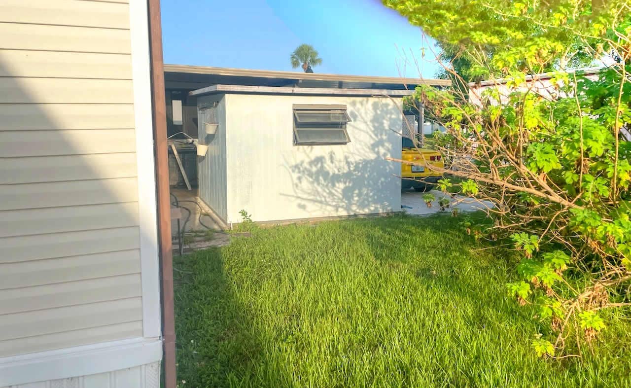 7319 43RD Way N, Riviera Beach, FL 33404 back of home