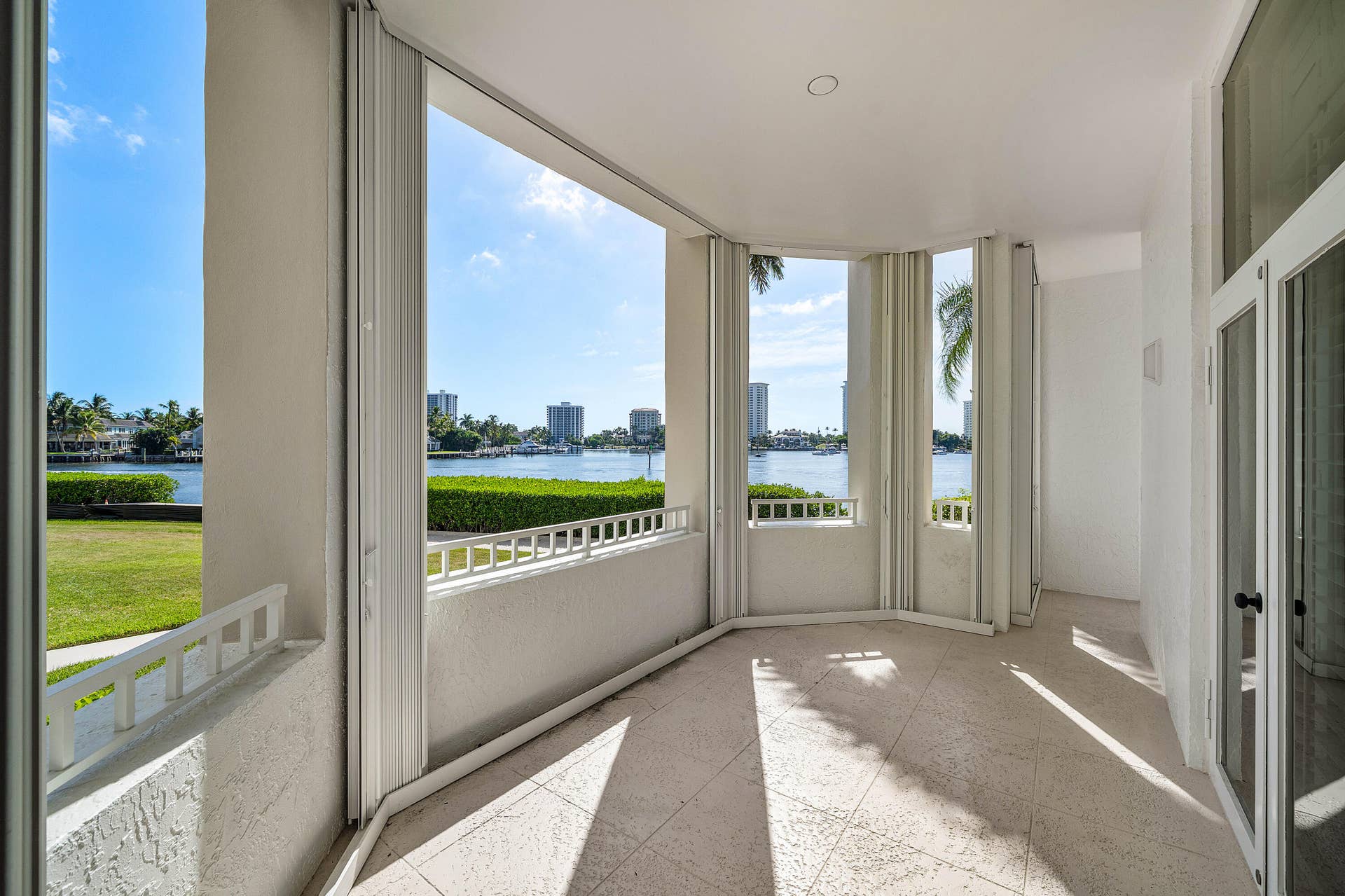 300 SE 5TH Avenue, #1030, Boca Raton, FL 33432 044-300Southeast5thAvenue-1030-BocaRaton
