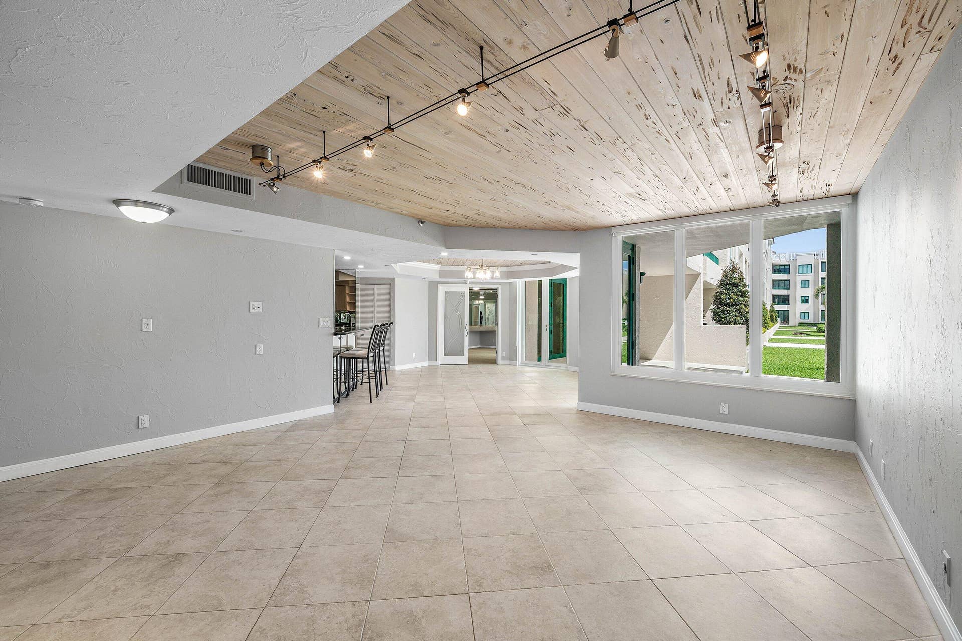 005-120Southeast5thAvenue-223-BocaRaton-