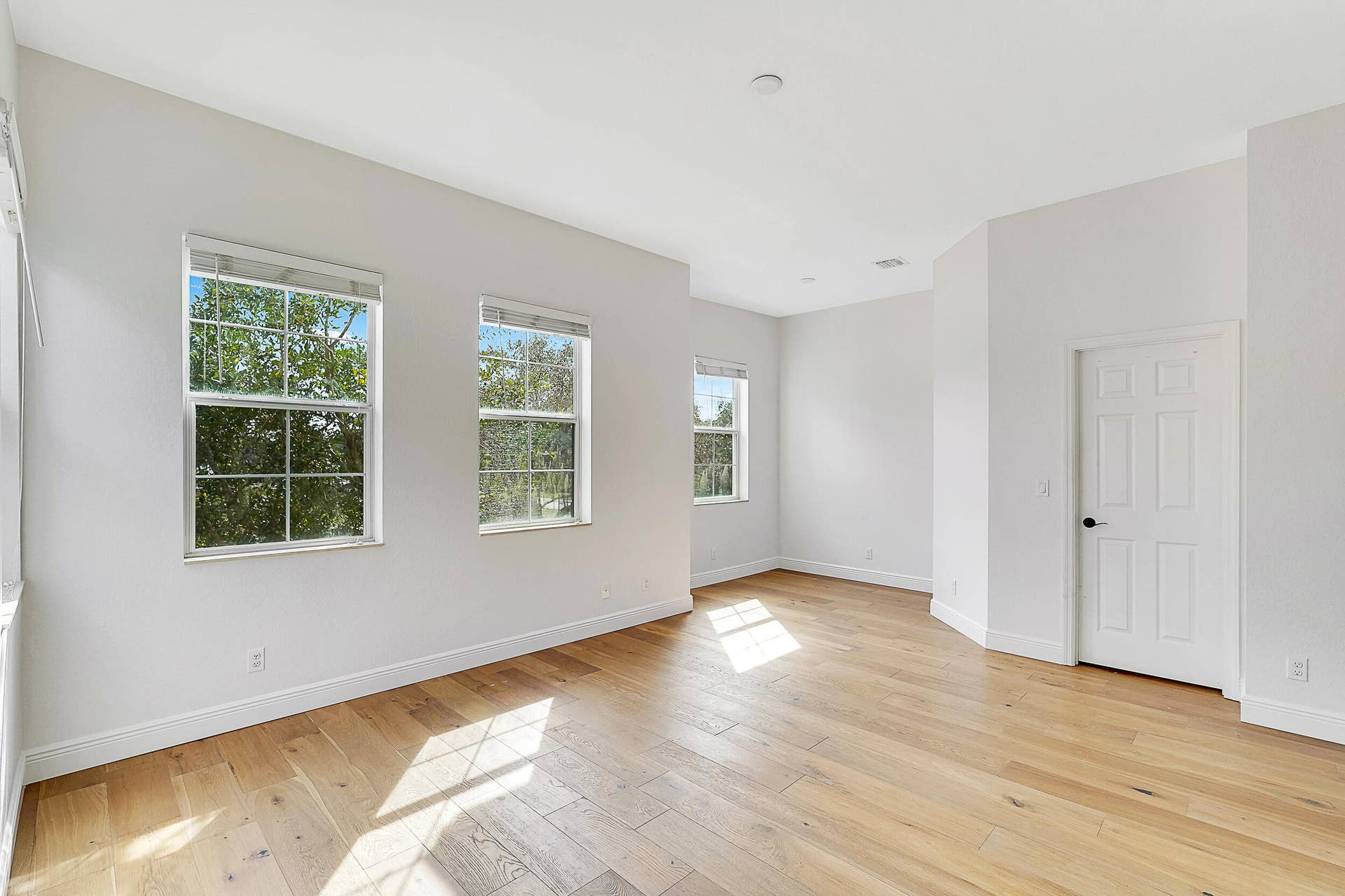 Master Bedroom/Two closets