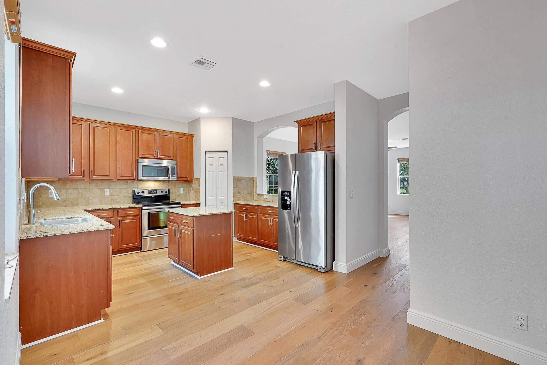 Eat-in Kitchen Area