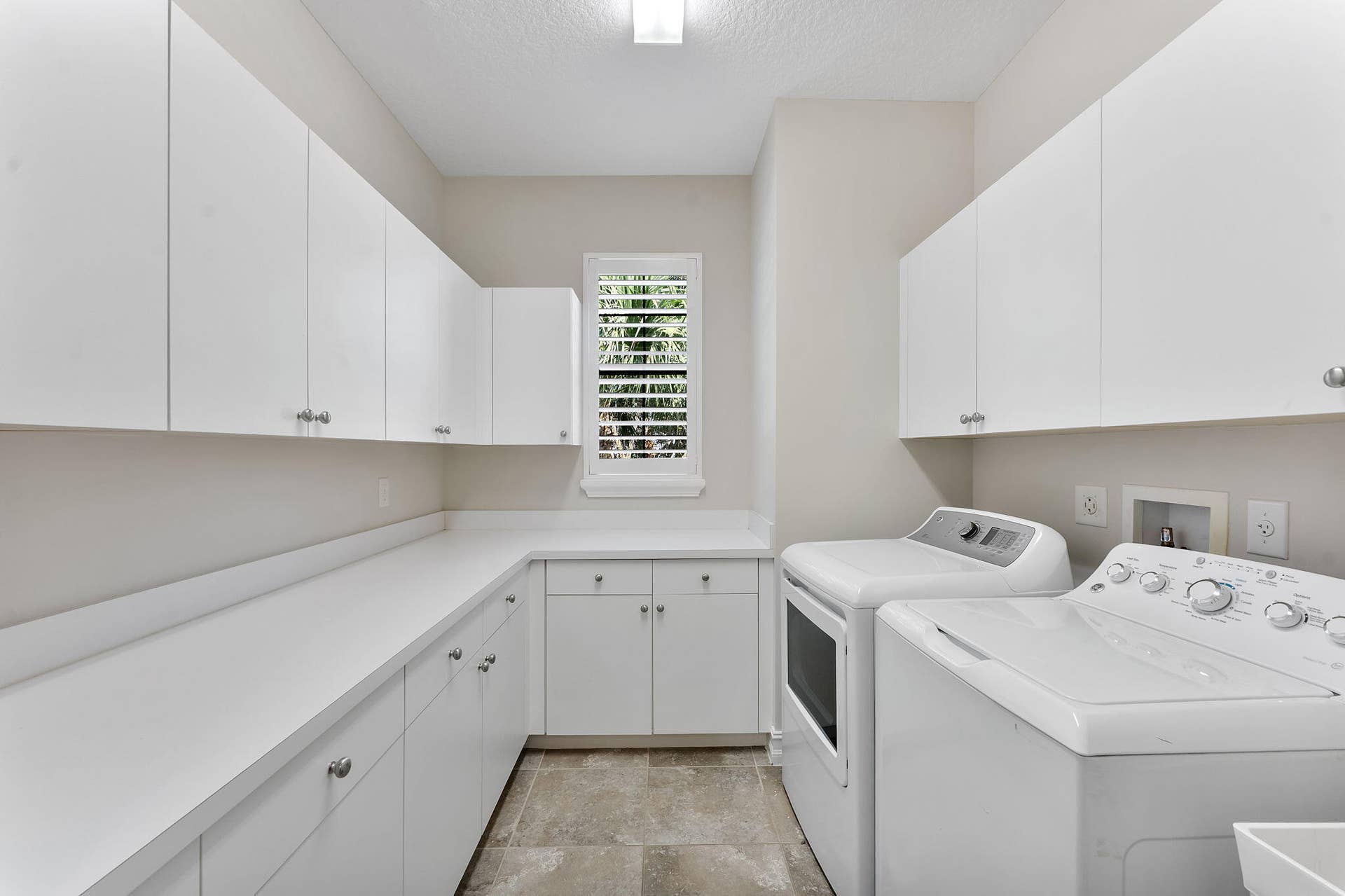 14545 Alabaster Avenue, Delray Beach, FL 33446 Upstairs laundry room.
