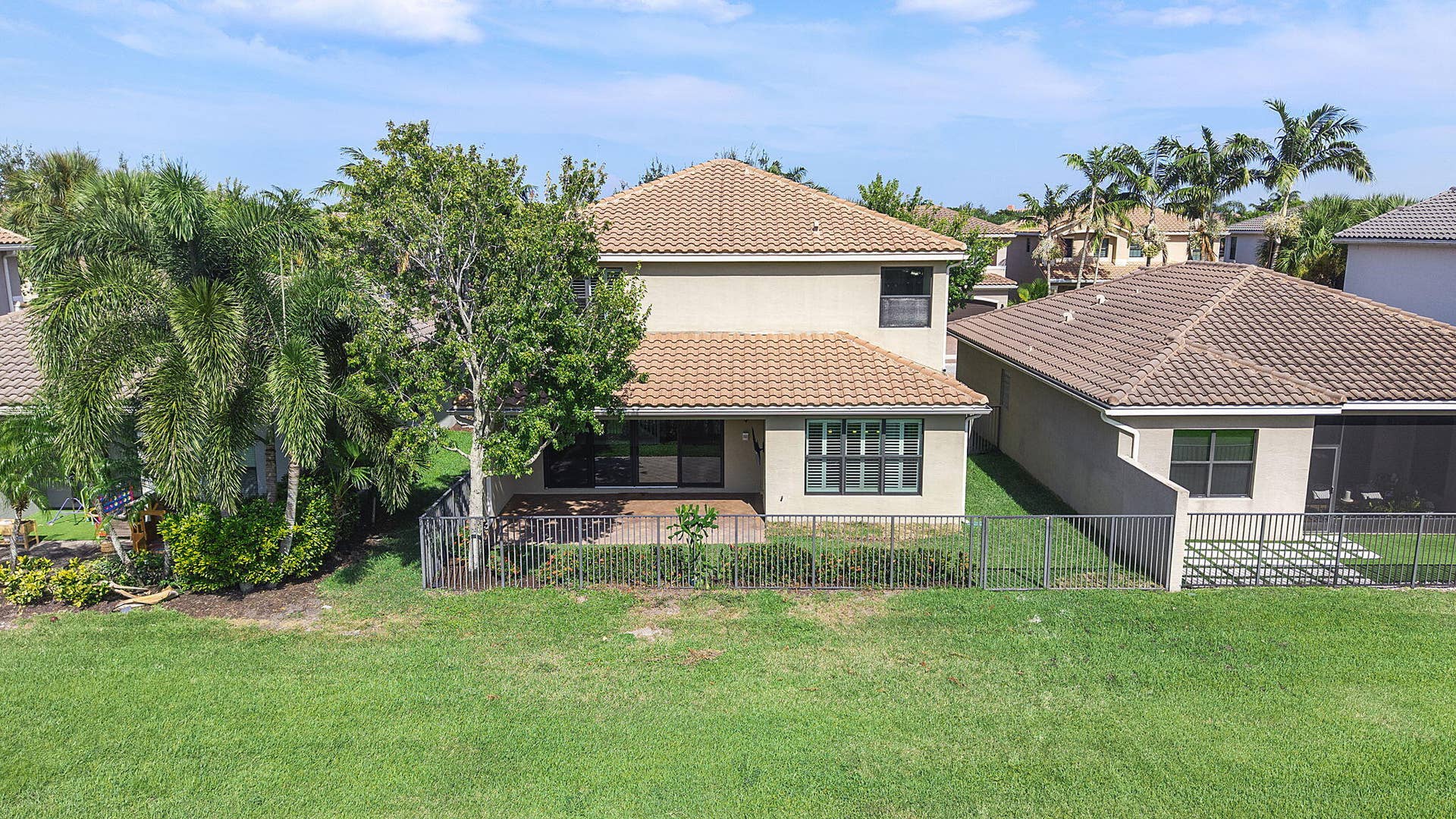 14545 Alabaster Avenue, Delray Beach, FL 33446 17-web-or-mls-DJI_20260819161511_0993_D
