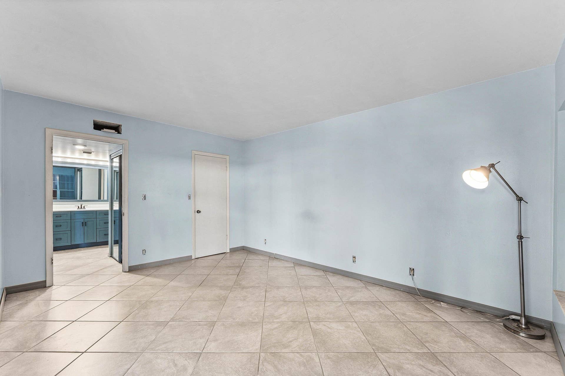 155 Yacht Club Drive, #101, North Palm Beach, FL 33408 12 019-155YachtClubDrive-101-NorthPalmBe