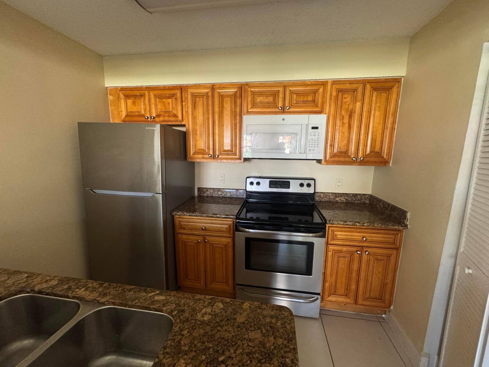 1241 SW 46th Avenue, #1008, Pompano Beach, FL 33069 IMG_1009